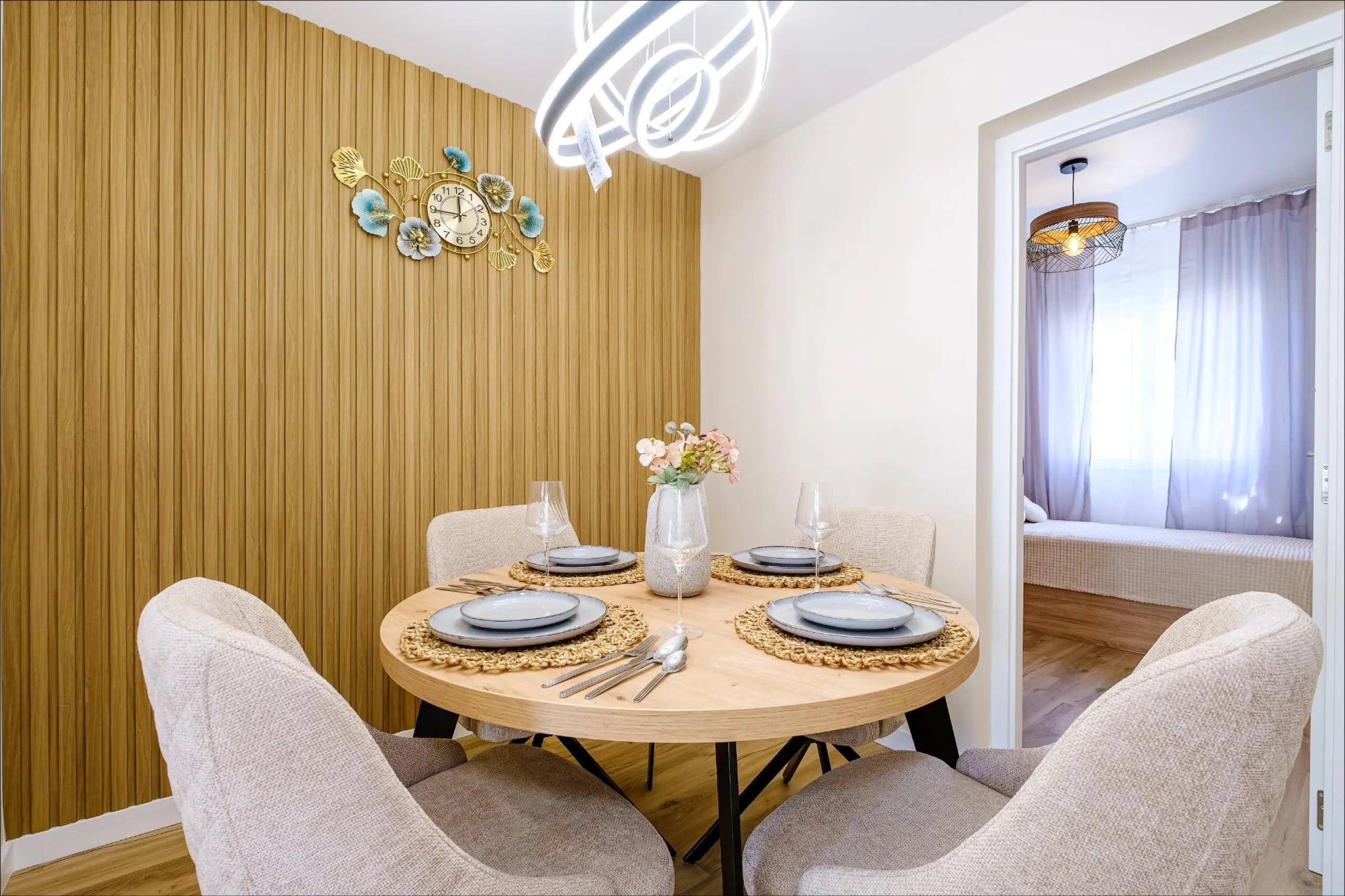 REFORMED TOWNHOUSE WITH SEA VIEWS IN "LAS FILIPINAS" ORIHUELA COSTA. WITH POOL. 3 BEDROOMS. 2 BATHROOMS. WITH A SURFACE OF 84 M2.