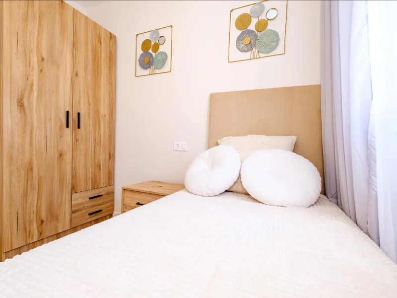 REFORMED TOWNHOUSE WITH SEA VIEWS IN "LAS FILIPINAS" ORIHUELA COSTA. WITH POOL. 3 BEDROOMS. 2 BATHROOMS. WITH A SURFACE OF 84 M2.