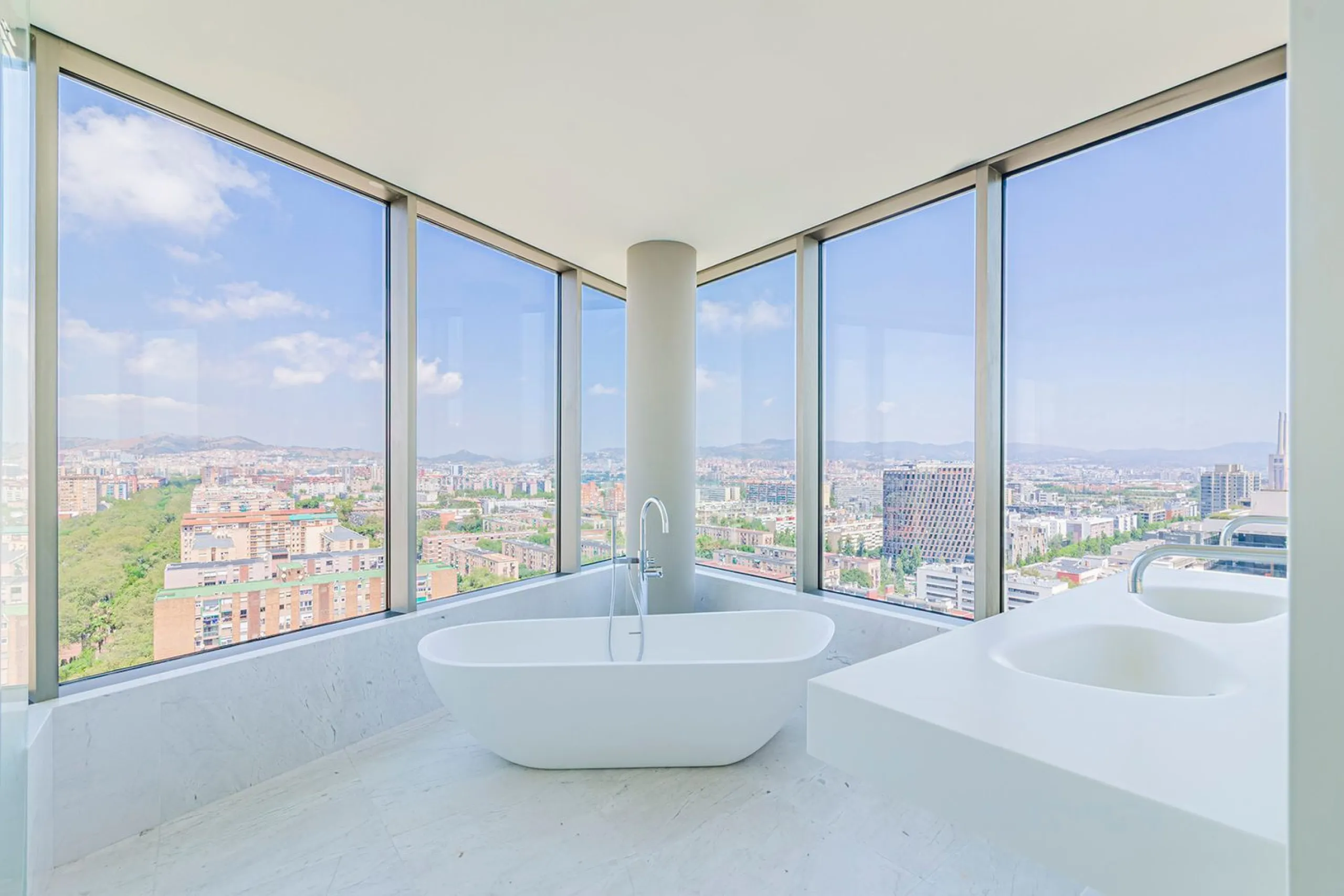 Luxury New Apartment on the First Line of the Sea in Diagonal Mar, Barcelona