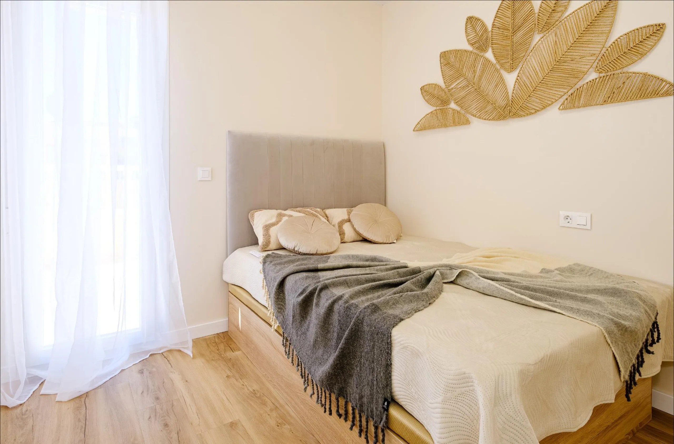 REFORMED TOWNHOUSE WITH SEA VIEWS IN "LAS FILIPINAS" ORIHUELA COSTA. WITH POOL. 3 BEDROOMS. 2 BATHROOMS. WITH A SURFACE OF 84 M2.