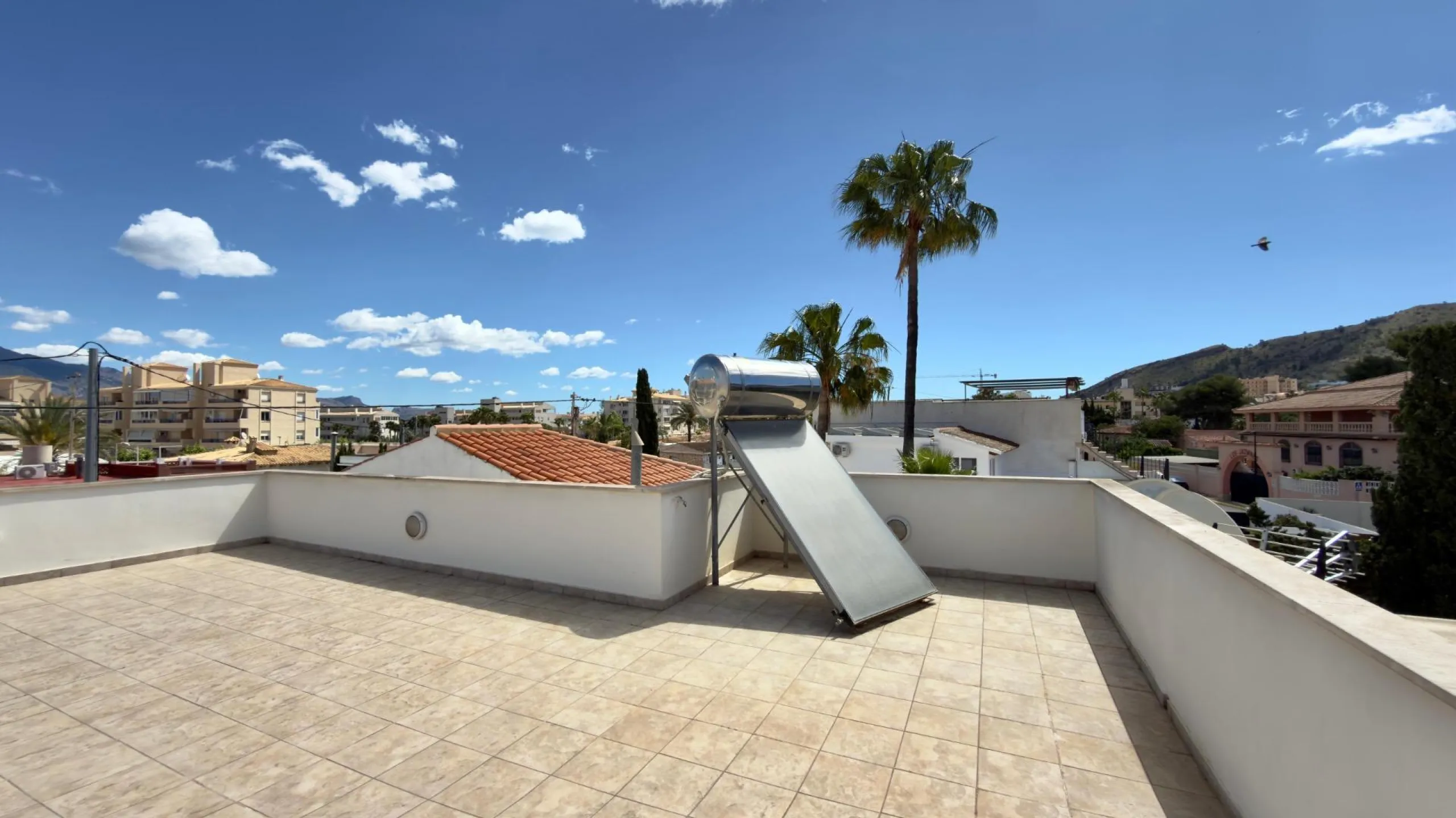 Exclusive renovated semi-detached house in the heart of Albir