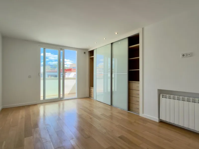 Exclusive renovated semi-detached house in the heart of Albir
