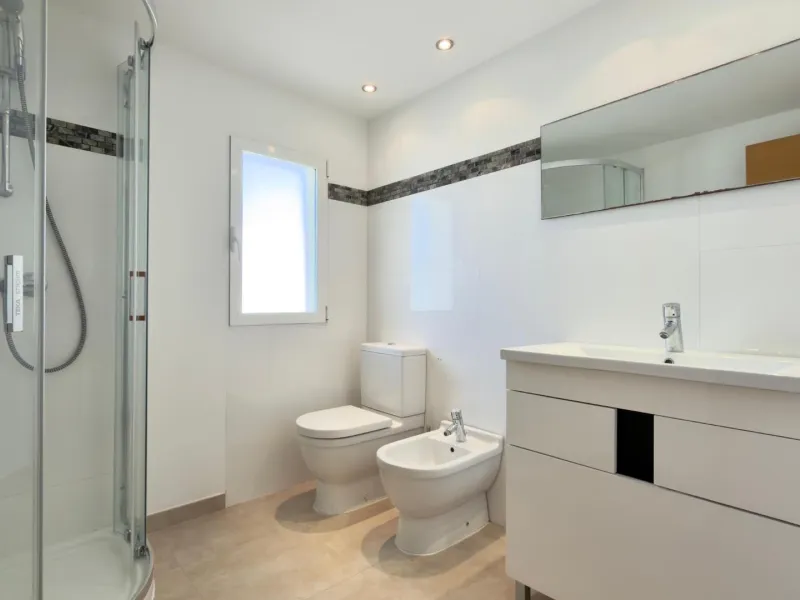 Exclusive renovated semi-detached house in the heart of Albir