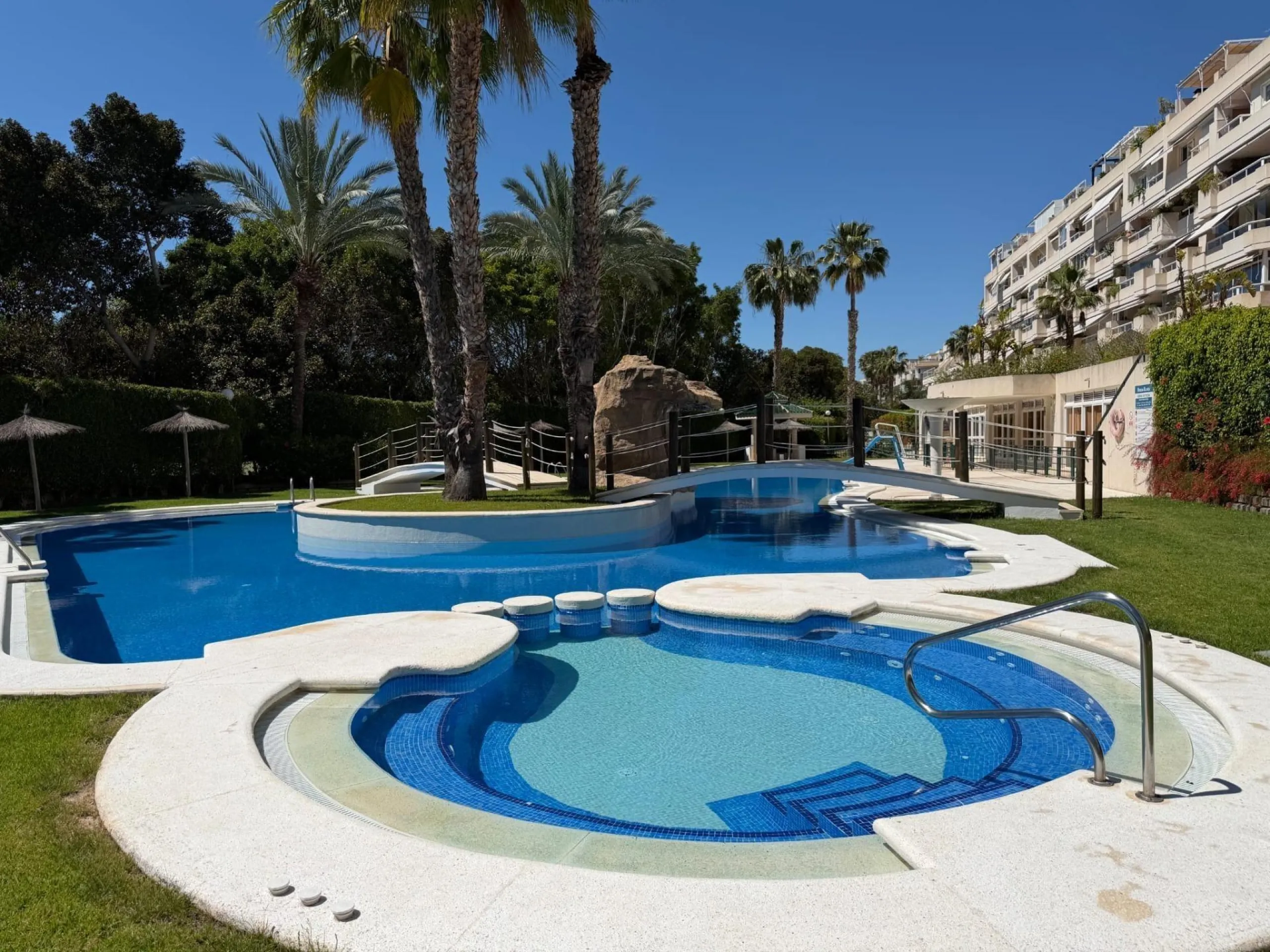 SPECTACULAR HOUSING WITH HUGE TERRACE ON THE FRONT LINE OF GOLF IN PLAYA DE SAN JUAN