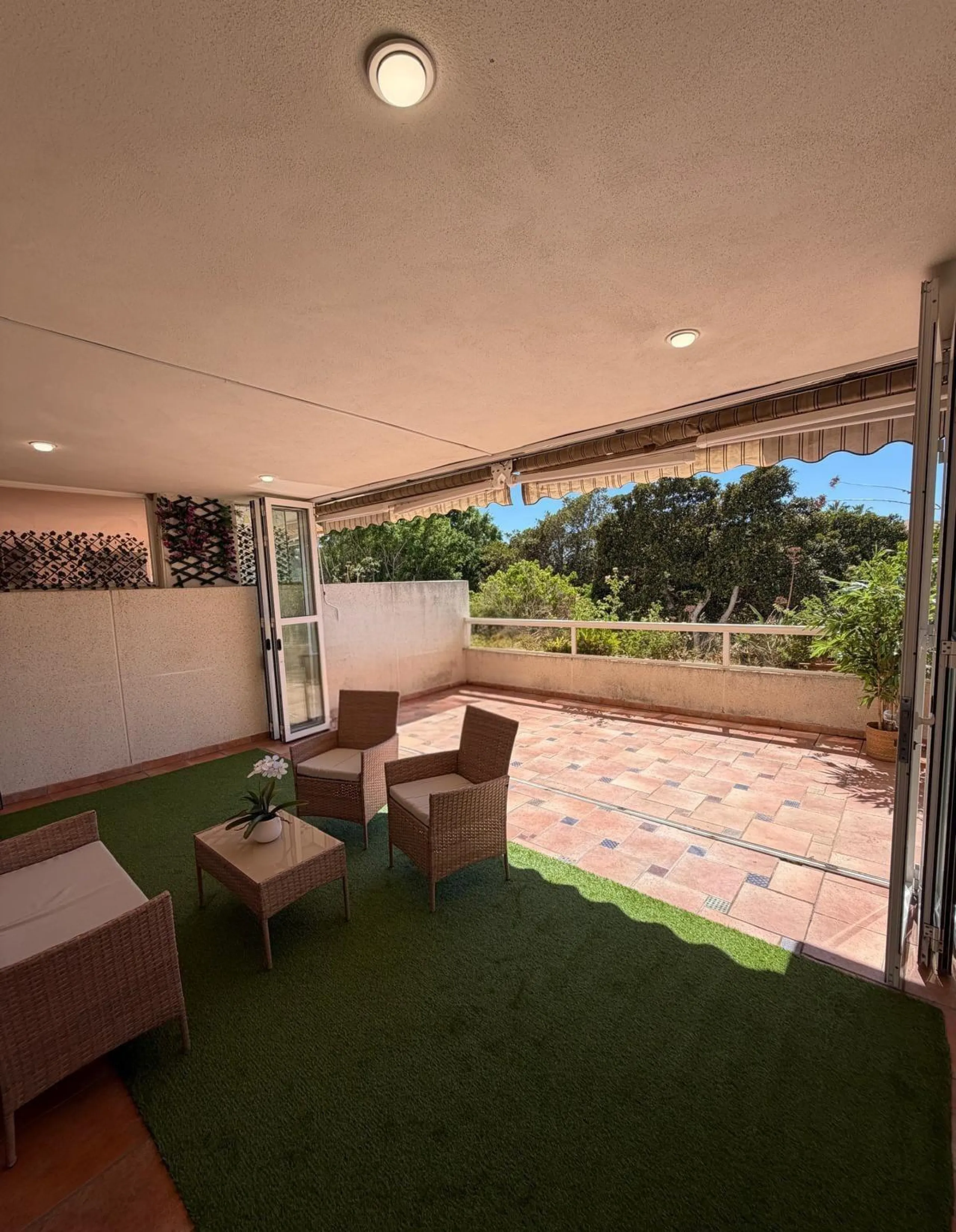 SPECTACULAR HOUSING WITH HUGE TERRACE ON THE FRONT LINE OF GOLF IN PLAYA DE SAN JUAN