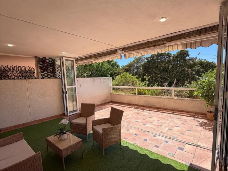 SPECTACULAR HOUSING WITH HUGE TERRACE ON THE FRONT LINE OF GOLF IN PLAYA DE SAN JUAN