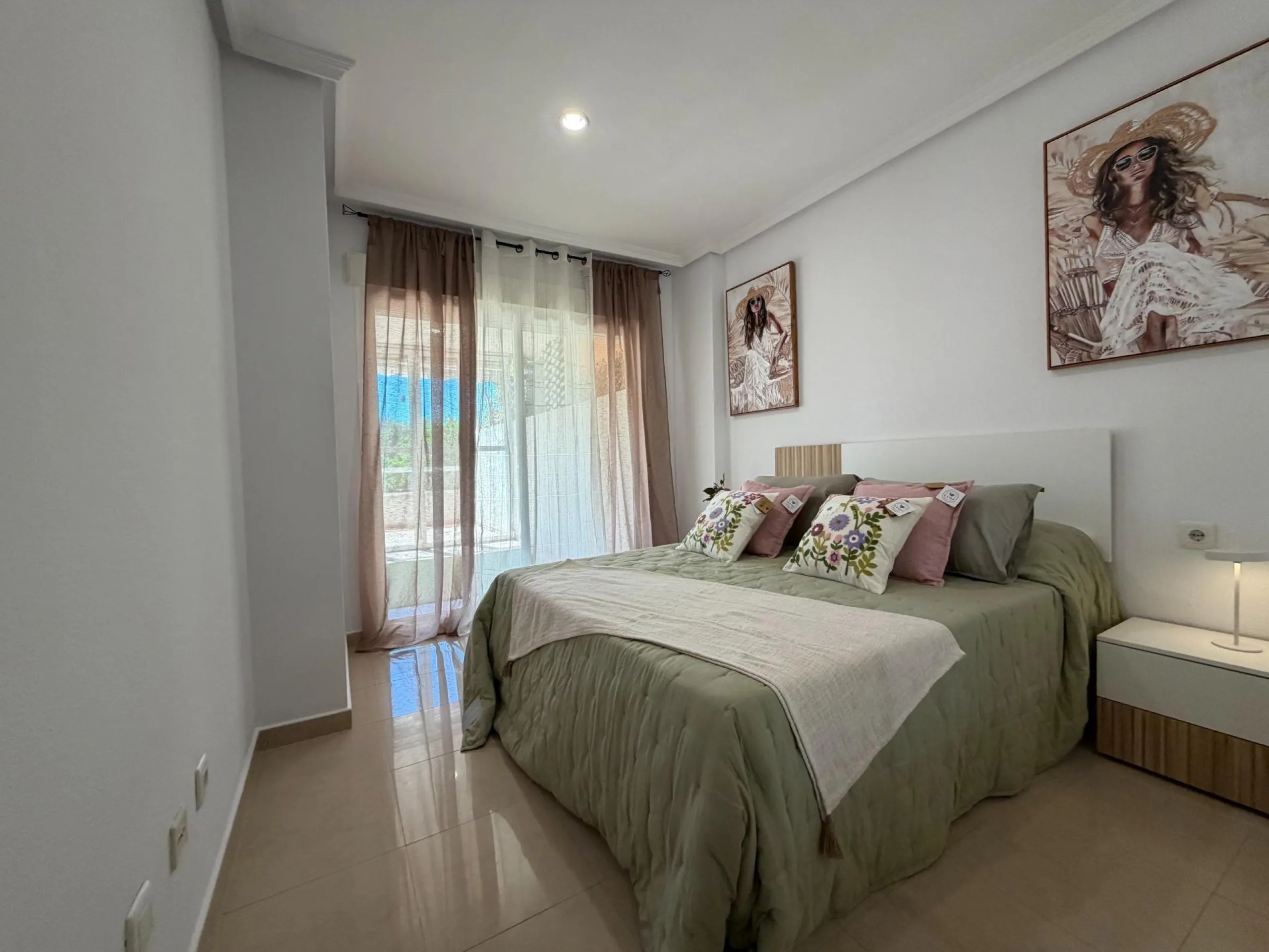SPECTACULAR HOUSING WITH HUGE TERRACE ON THE FRONT LINE OF GOLF IN PLAYA DE SAN JUAN