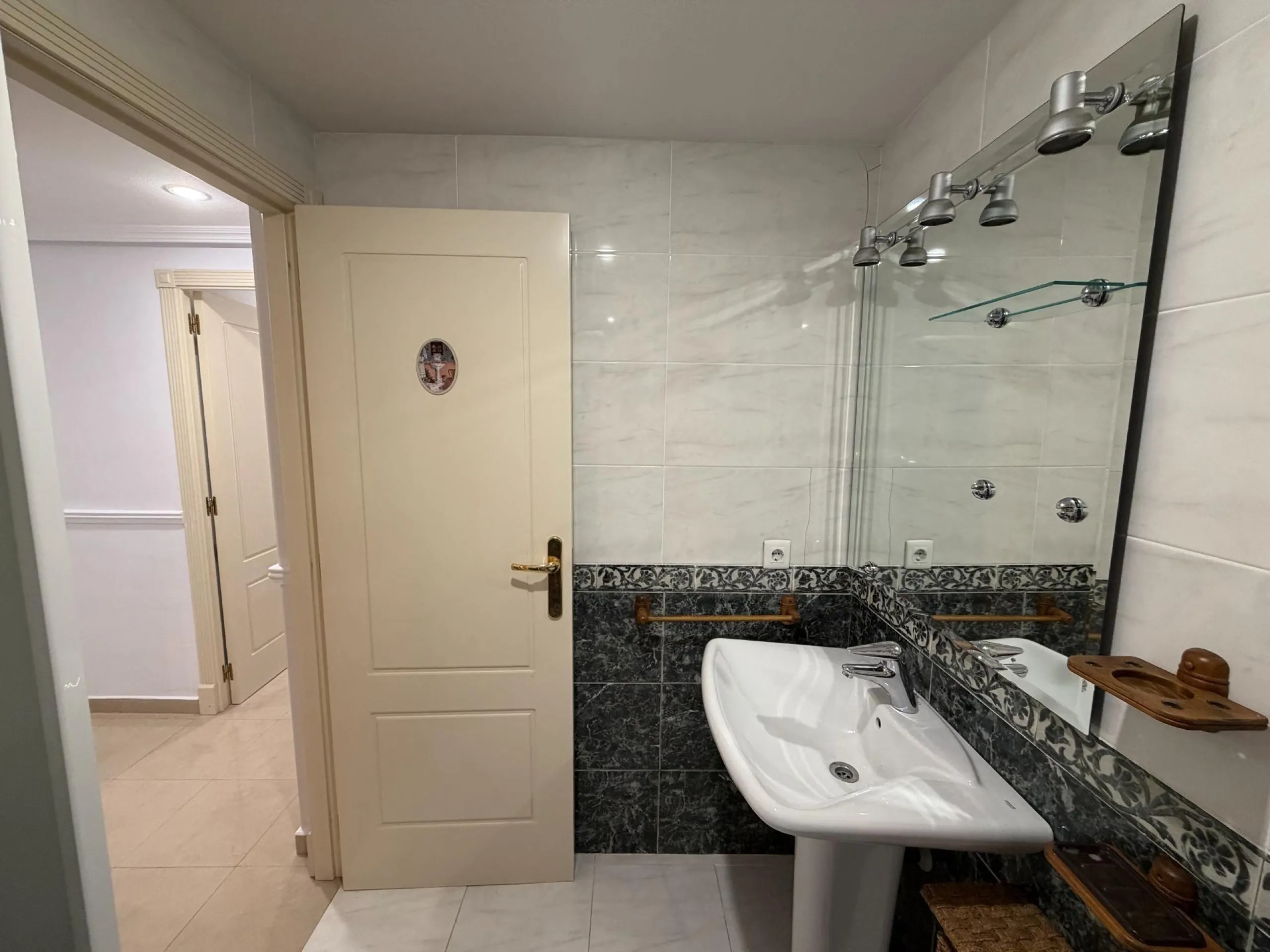 SPECTACULAR HOUSING WITH HUGE TERRACE ON THE FRONT LINE OF GOLF IN PLAYA DE SAN JUAN