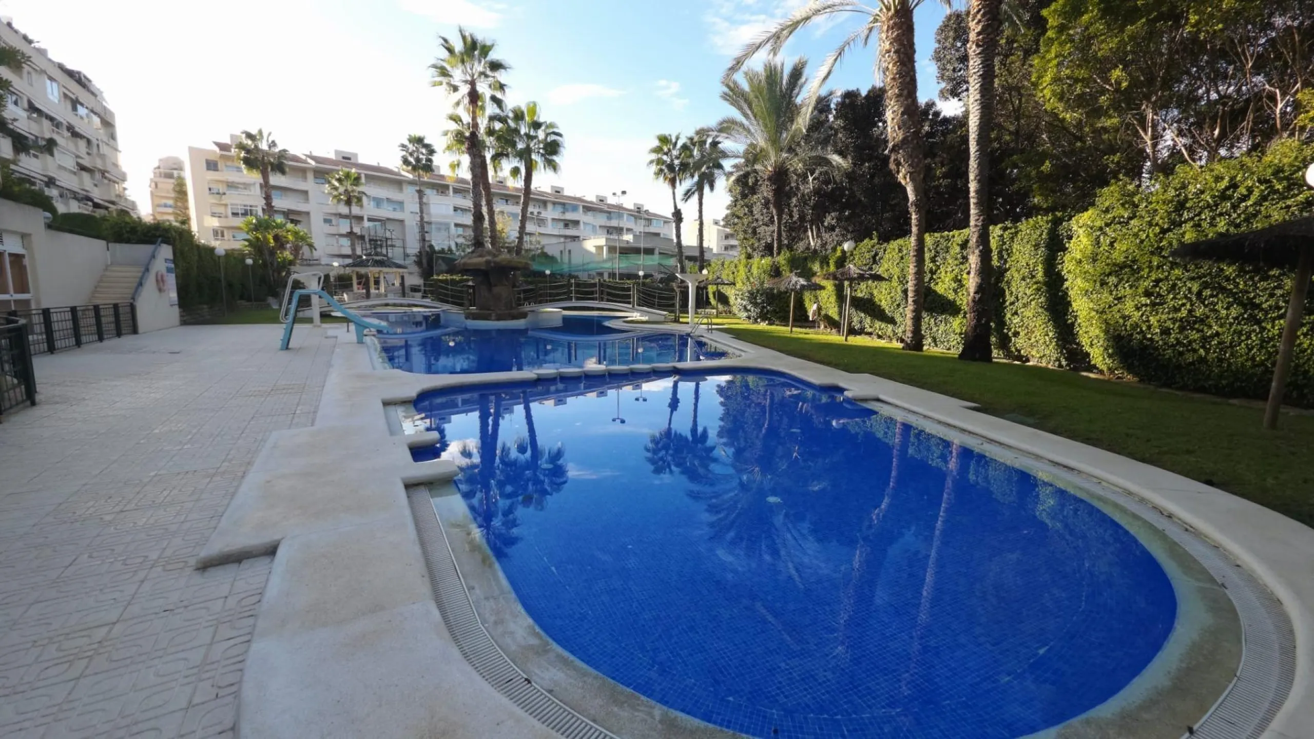 SPECTACULAR HOUSING WITH HUGE TERRACE ON THE FRONT LINE OF GOLF IN PLAYA DE SAN JUAN