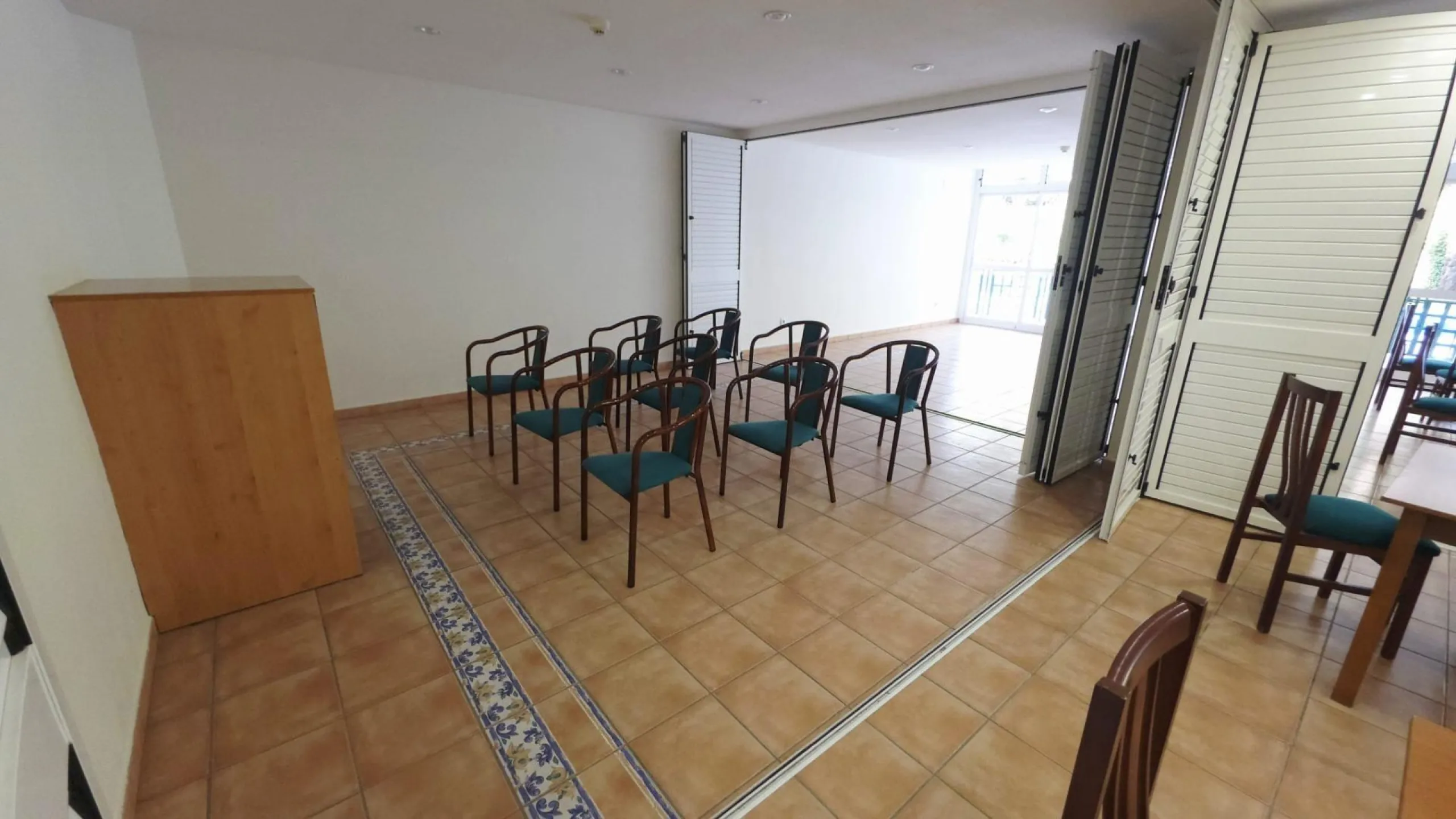 SPECTACULAR HOUSING WITH HUGE TERRACE ON THE FRONT LINE OF GOLF IN PLAYA DE SAN JUAN