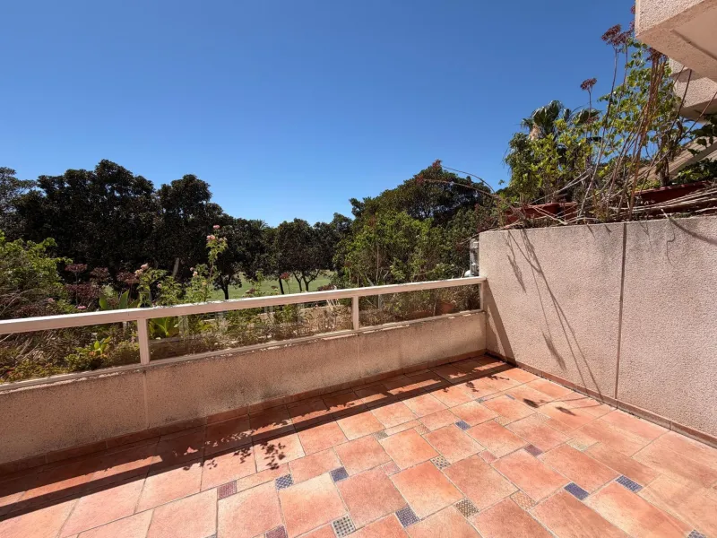 SPECTACULAR HOUSING WITH HUGE TERRACE ON THE FRONT LINE OF GOLF IN PLAYA DE SAN JUAN