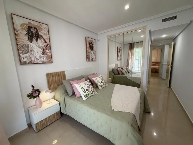 SPECTACULAR HOUSING WITH HUGE TERRACE ON THE FRONT LINE OF GOLF IN PLAYA DE SAN JUAN