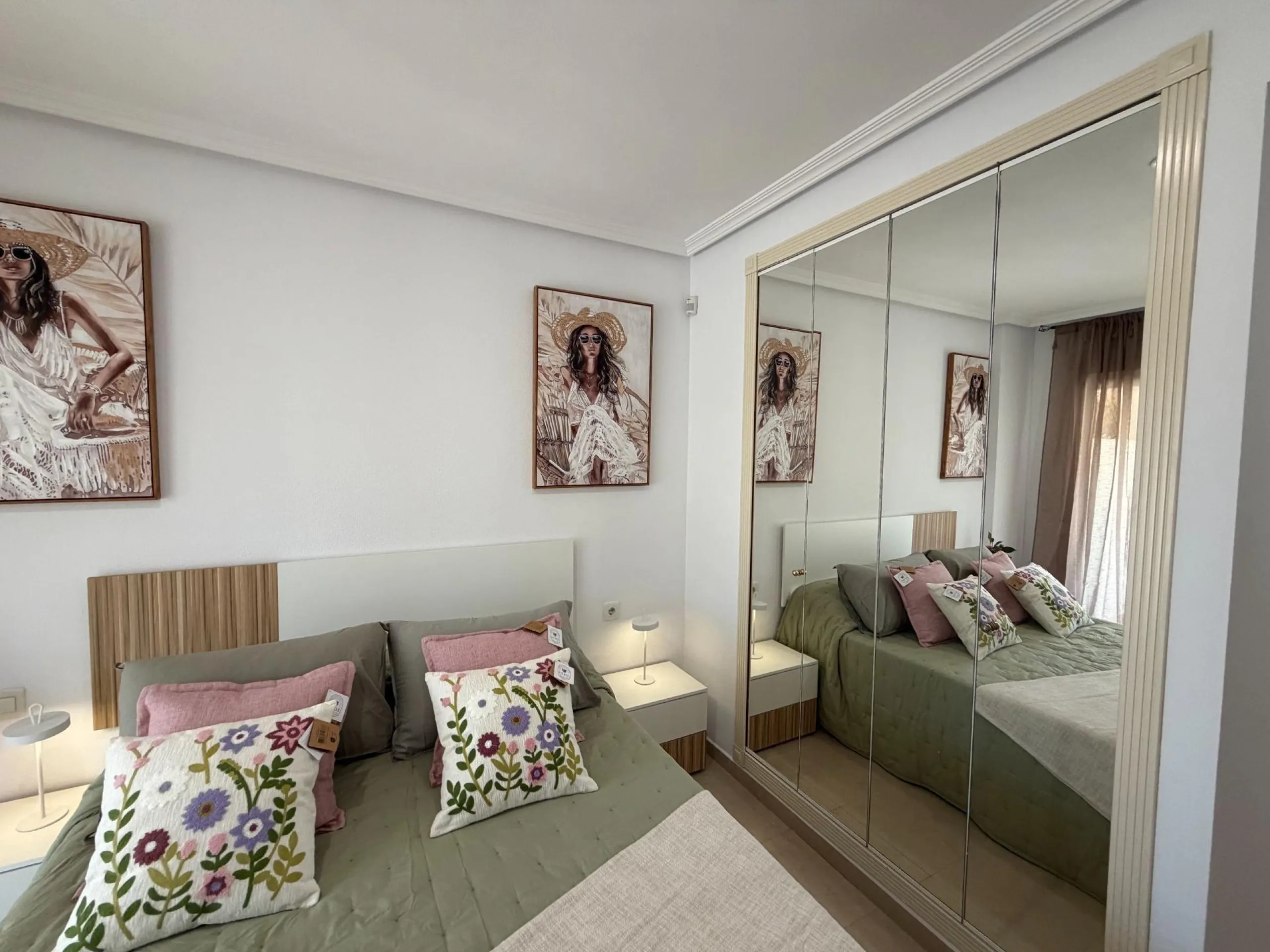 SPECTACULAR HOUSING WITH HUGE TERRACE ON THE FRONT LINE OF GOLF IN PLAYA DE SAN JUAN