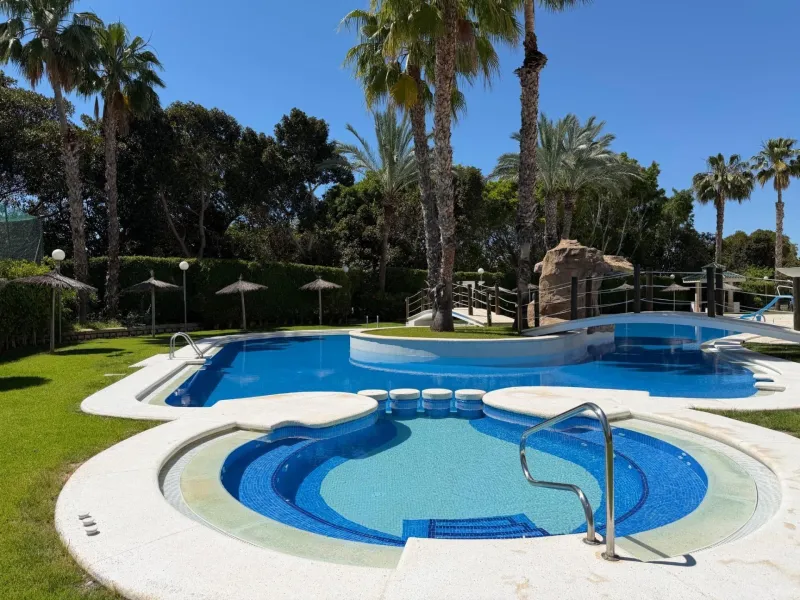 SPECTACULAR HOUSING WITH HUGE TERRACE ON THE FRONT LINE OF GOLF IN PLAYA DE SAN JUAN