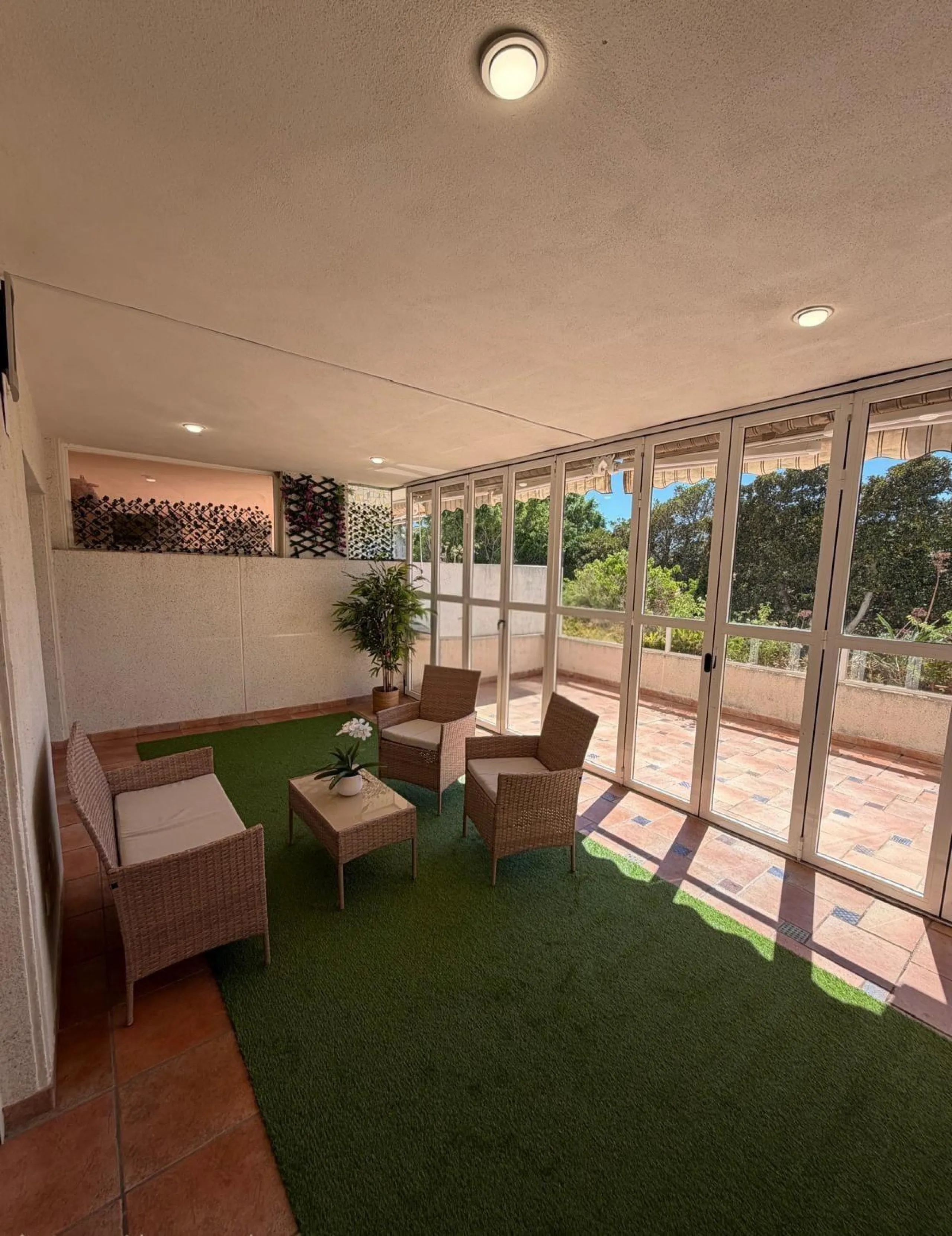 SPECTACULAR HOUSING WITH HUGE TERRACE ON THE FRONT LINE OF GOLF IN PLAYA DE SAN JUAN