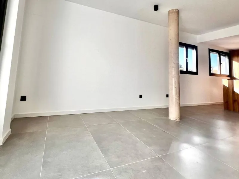 Neubau-Penthouse mit privater Terrasse in Bellaterra, Barcelona