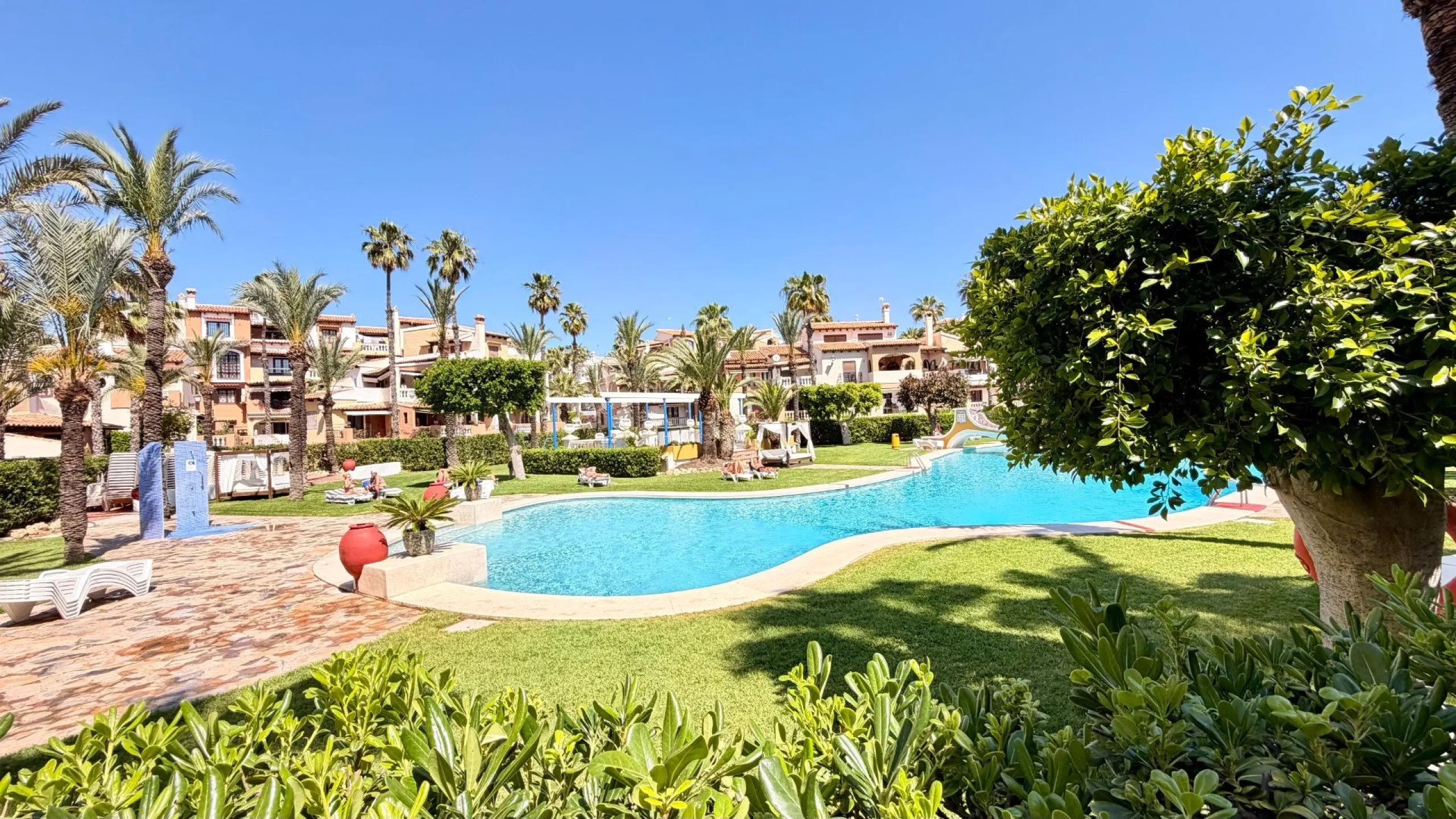 Modern Renovated Apartment in Aldea del Mar, Torrevieja
