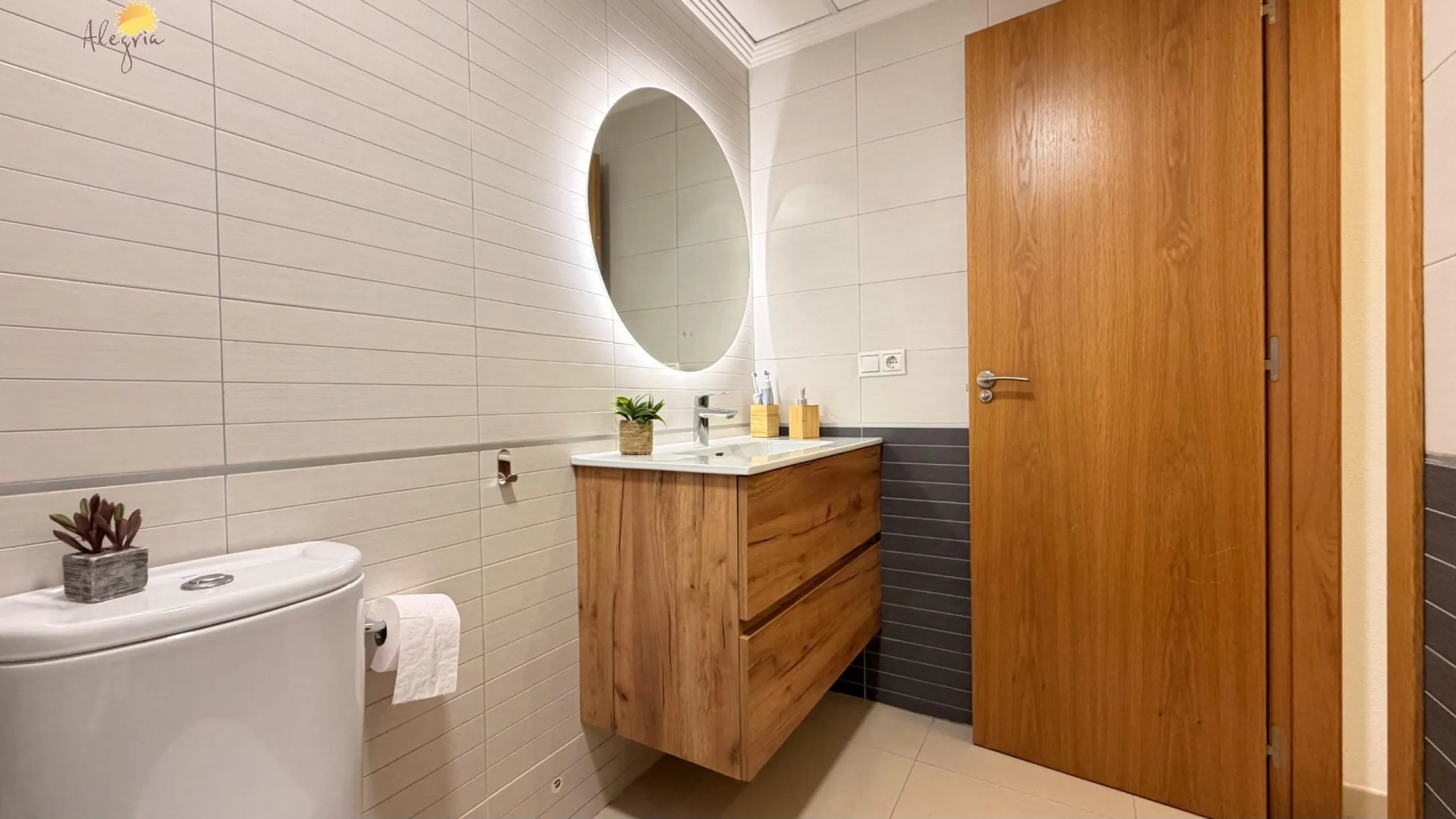 Apartamento luminoso en el 3º piso en la zona de Parque de las Naciones, Torrevieja