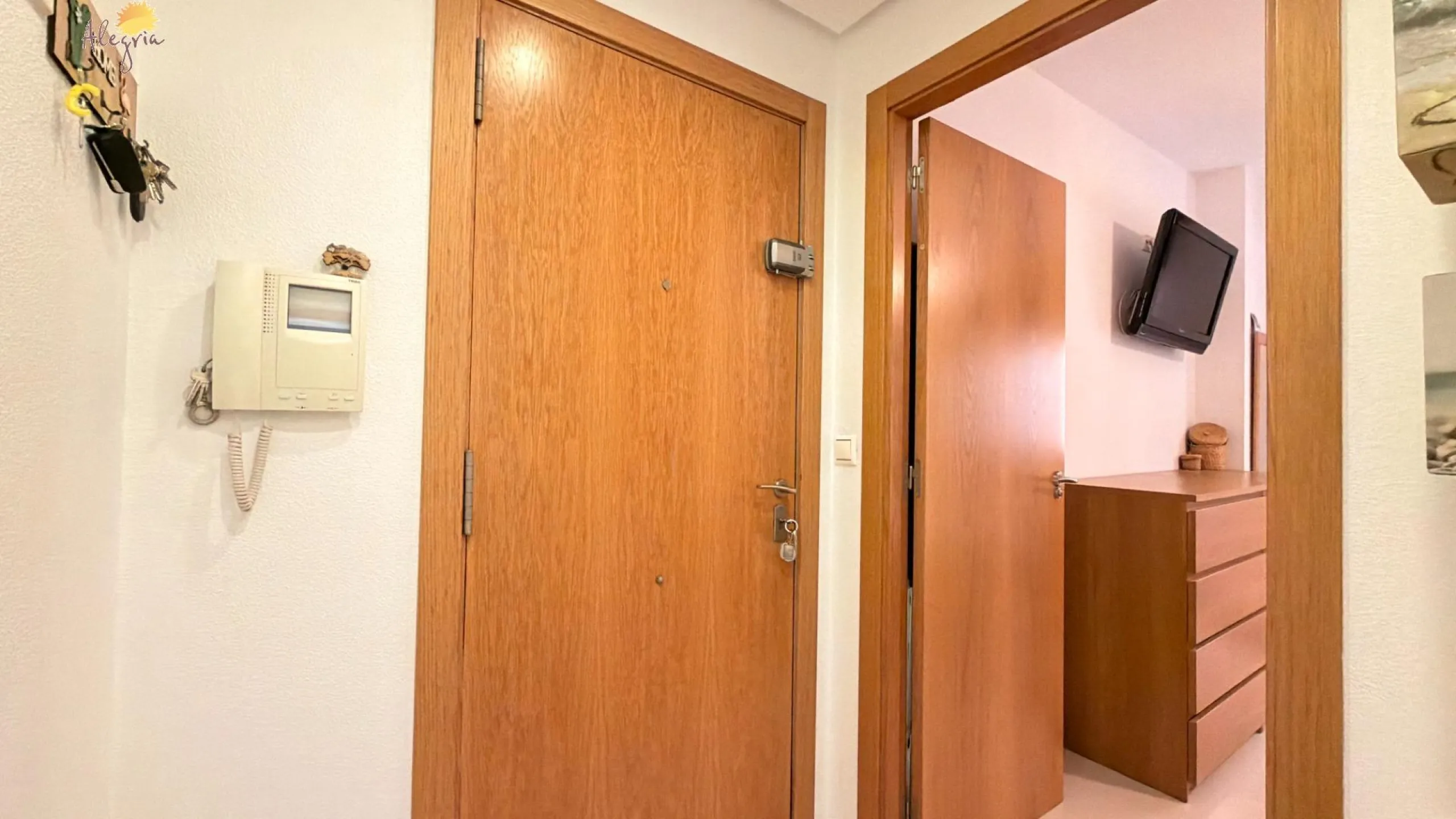 Apartamento luminoso en el 3º piso en la zona de Parque de las Naciones, Torrevieja