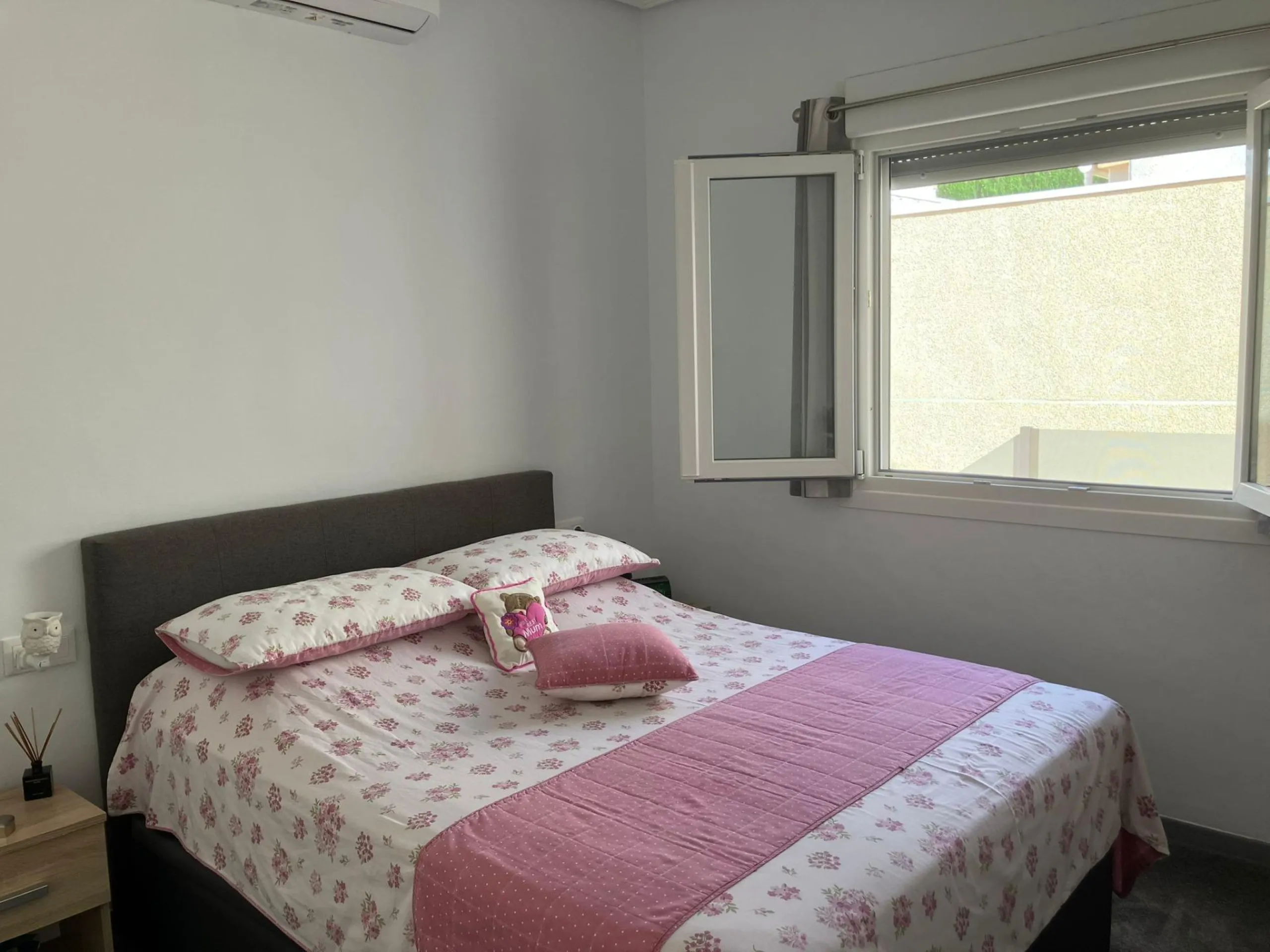 Encantadora Casa Reformada en Lagosol, Orihuela Costa - €259.000