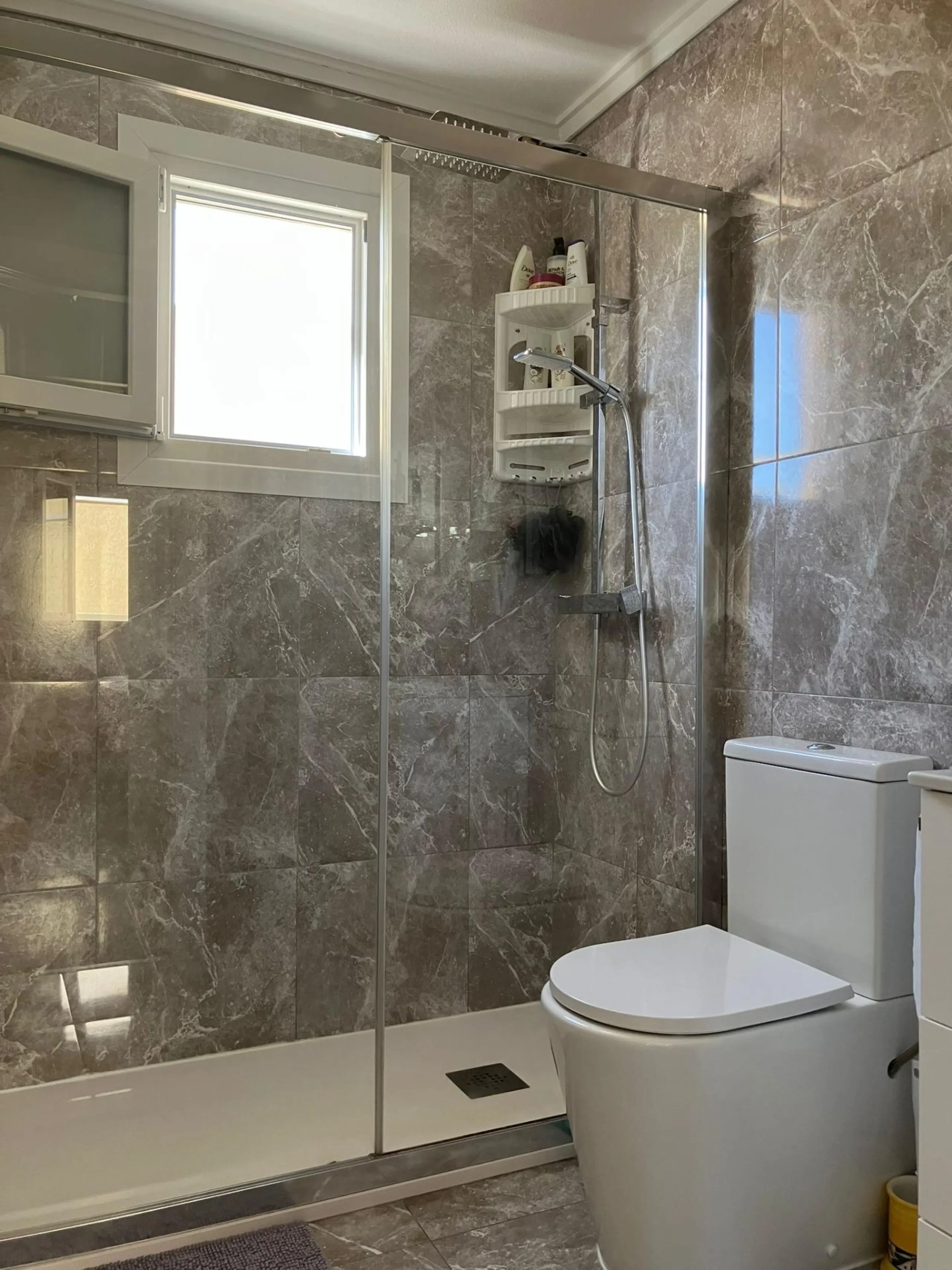 Encantadora Casa Reformada en Lagosol, Orihuela Costa - €259.000