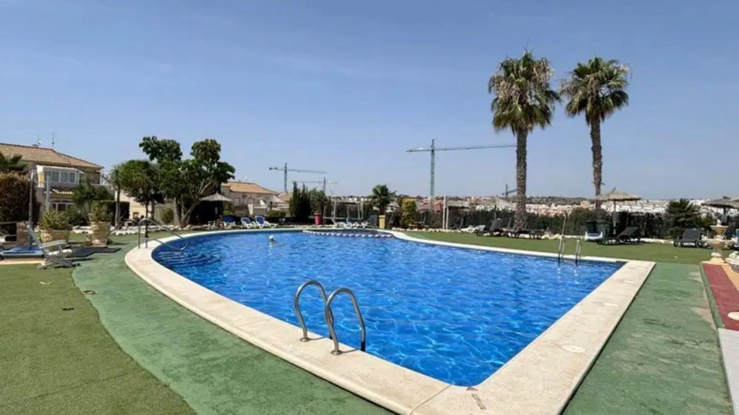 Encantadora Casa Reformada en Lagosol, Orihuela Costa - €259.000