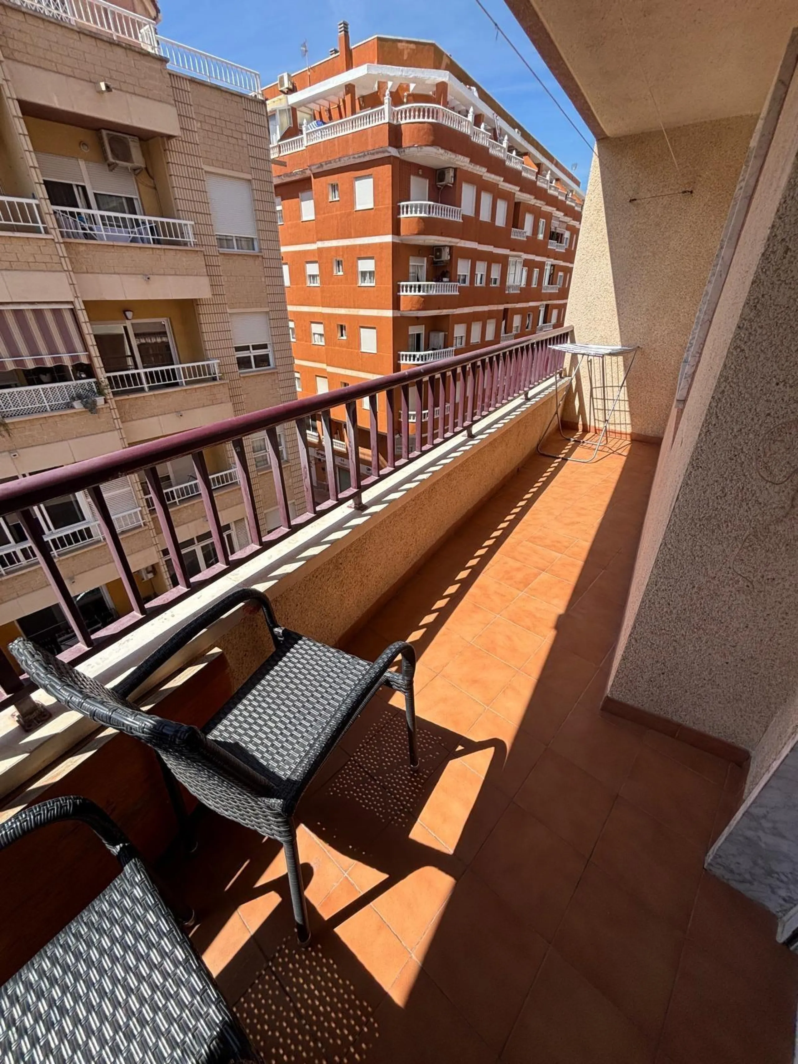 Bright south-facing apartment with garage just steps from the center!