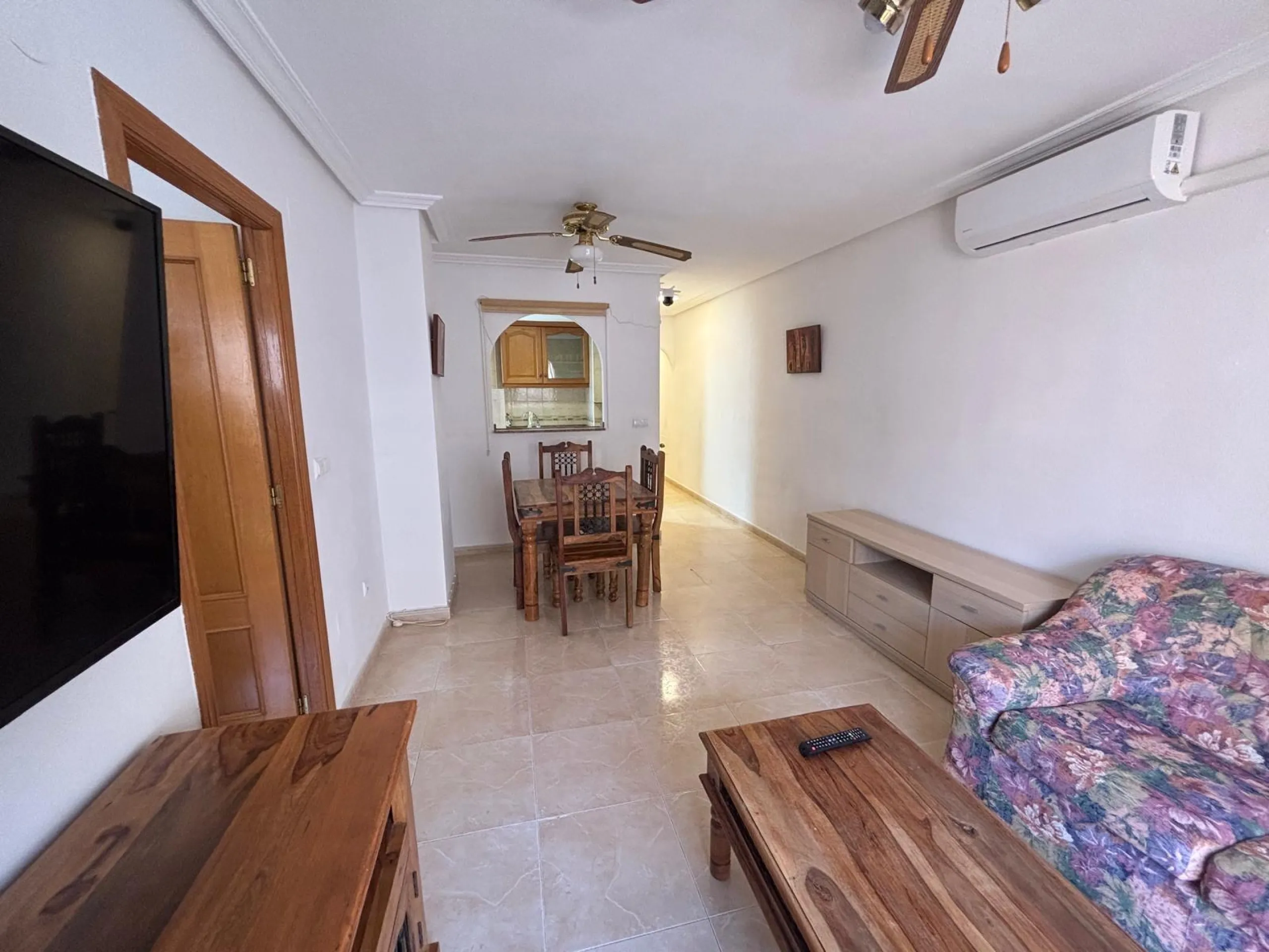 Bright south-facing apartment with garage just steps from the center!