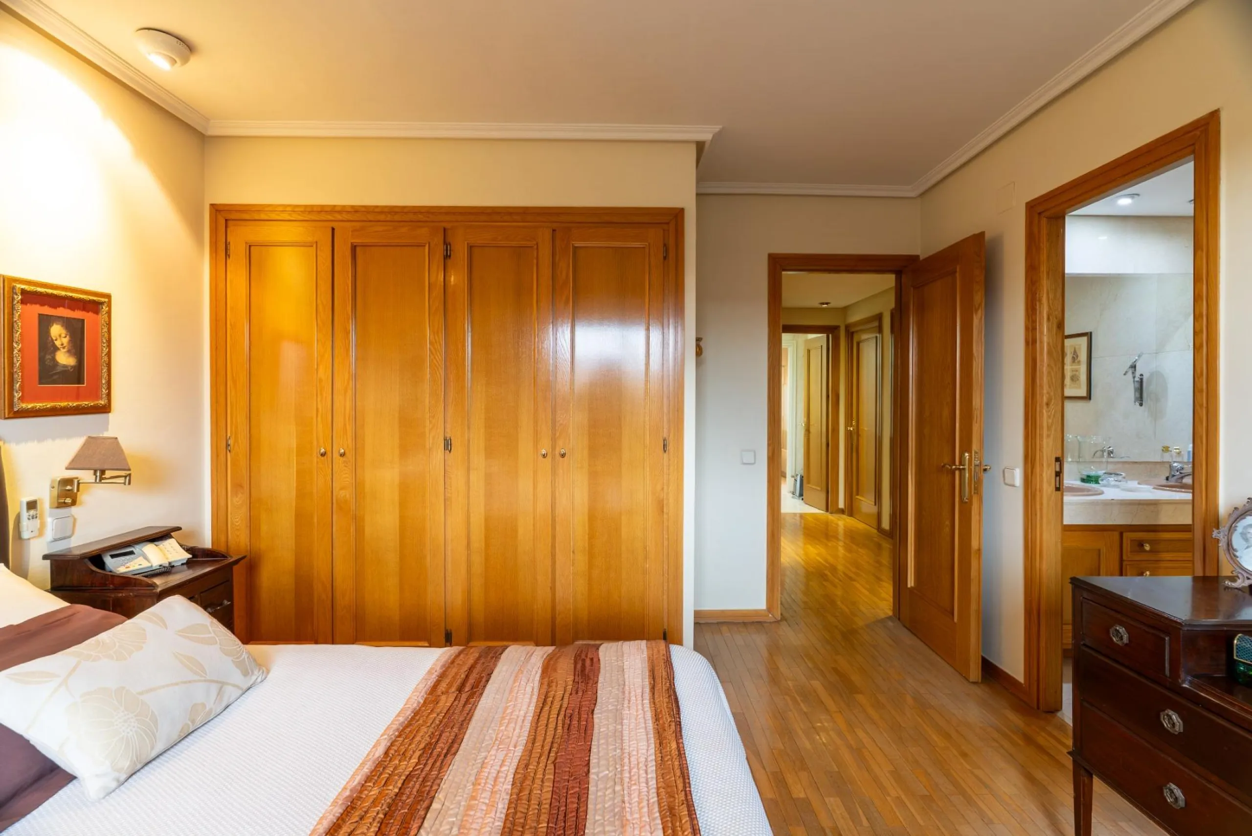 SEMI-DETACHED VILLA WITH PRIVATE POOL IN CORRALEJOS | MADRID