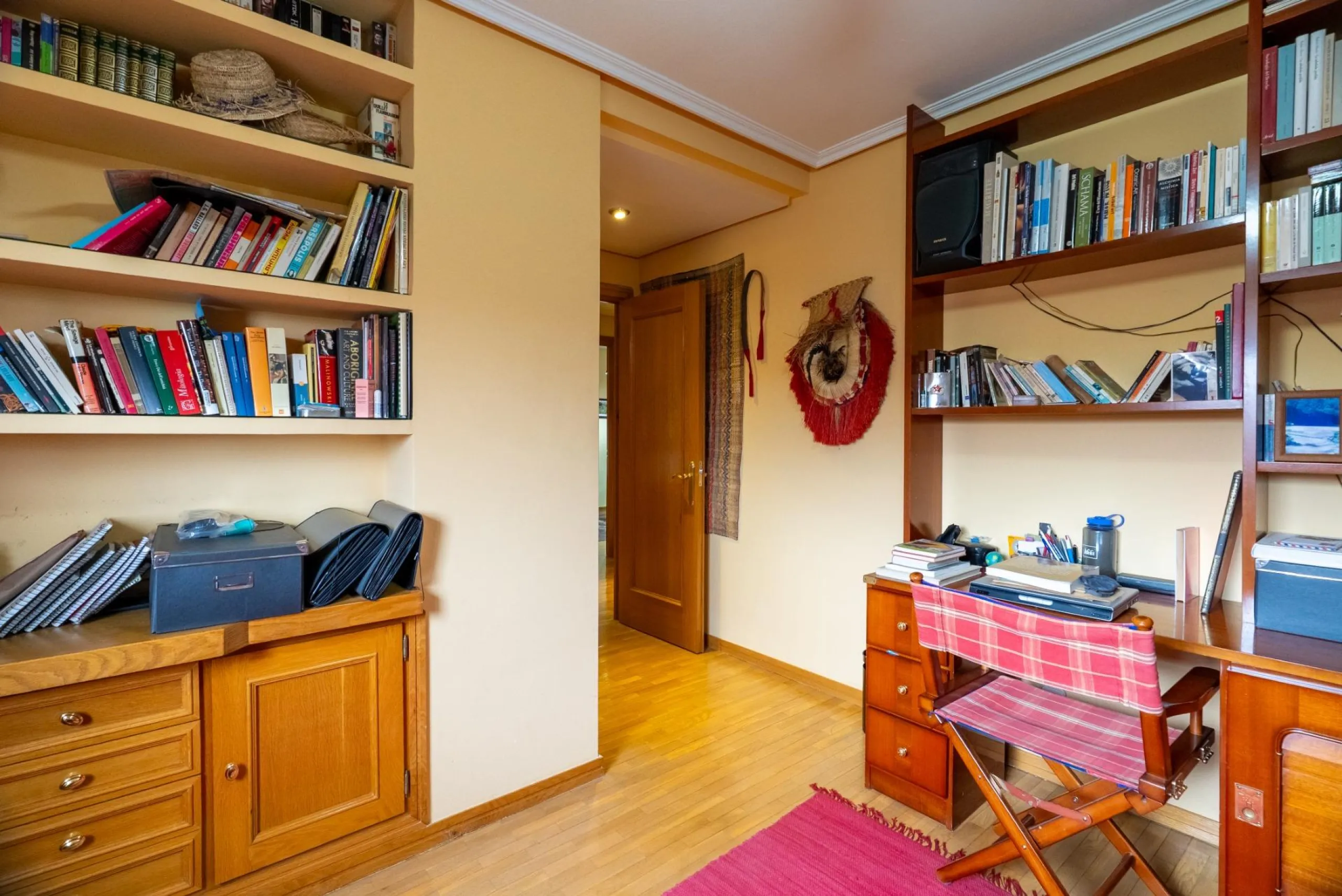 SEMI-DETACHED VILLA WITH PRIVATE POOL IN CORRALEJOS | MADRID