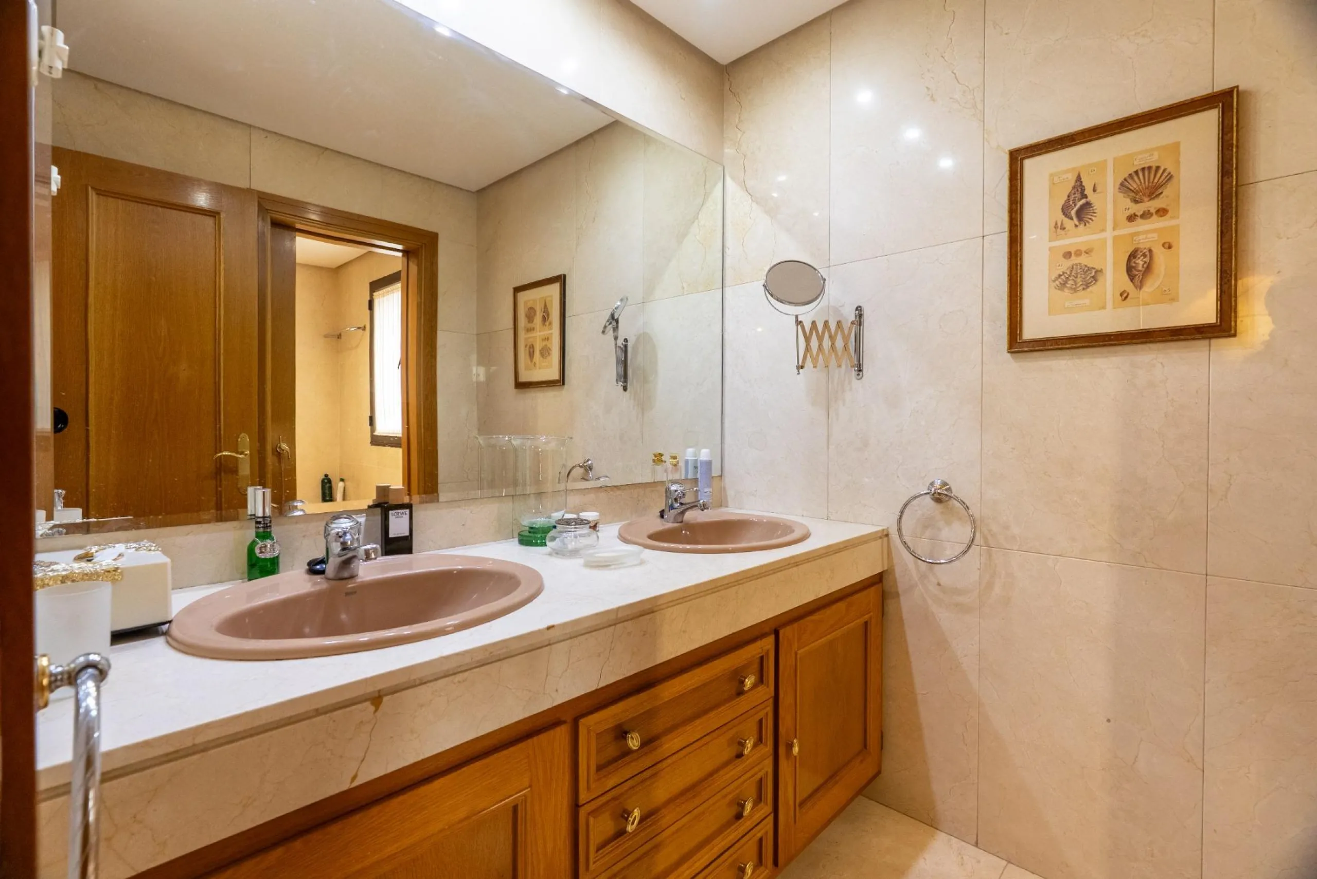 SEMI-DETACHED VILLA WITH PRIVATE POOL IN CORRALEJOS | MADRID