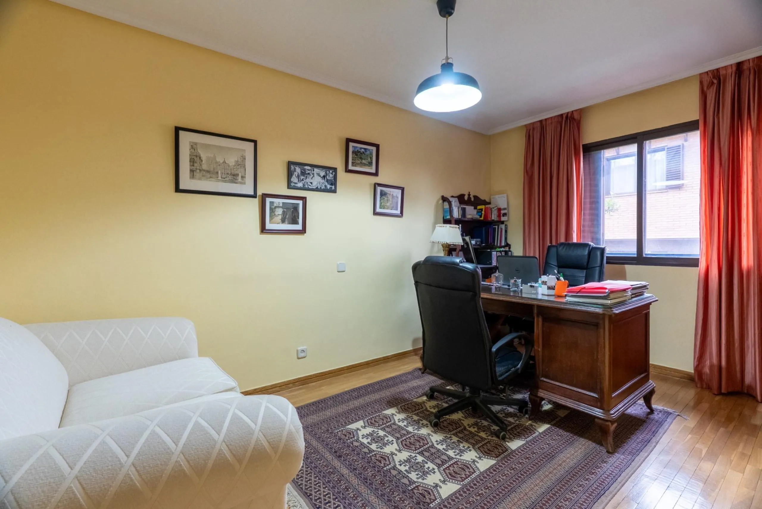 SEMI-DETACHED VILLA WITH PRIVATE POOL IN CORRALEJOS | MADRID