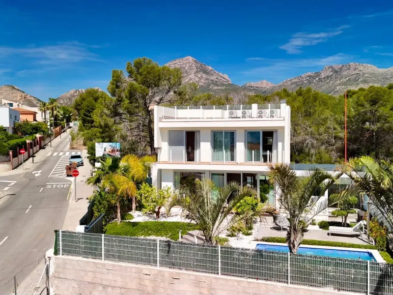 Luxury Villa in CoBlanca, La Nucía
