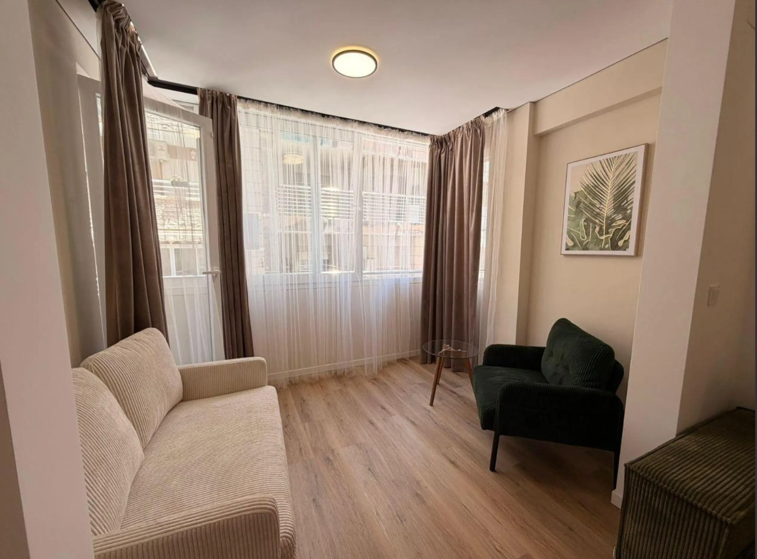 Exclusive renovated apartment just 50 meters from Los Locos Beach – Torrevieja