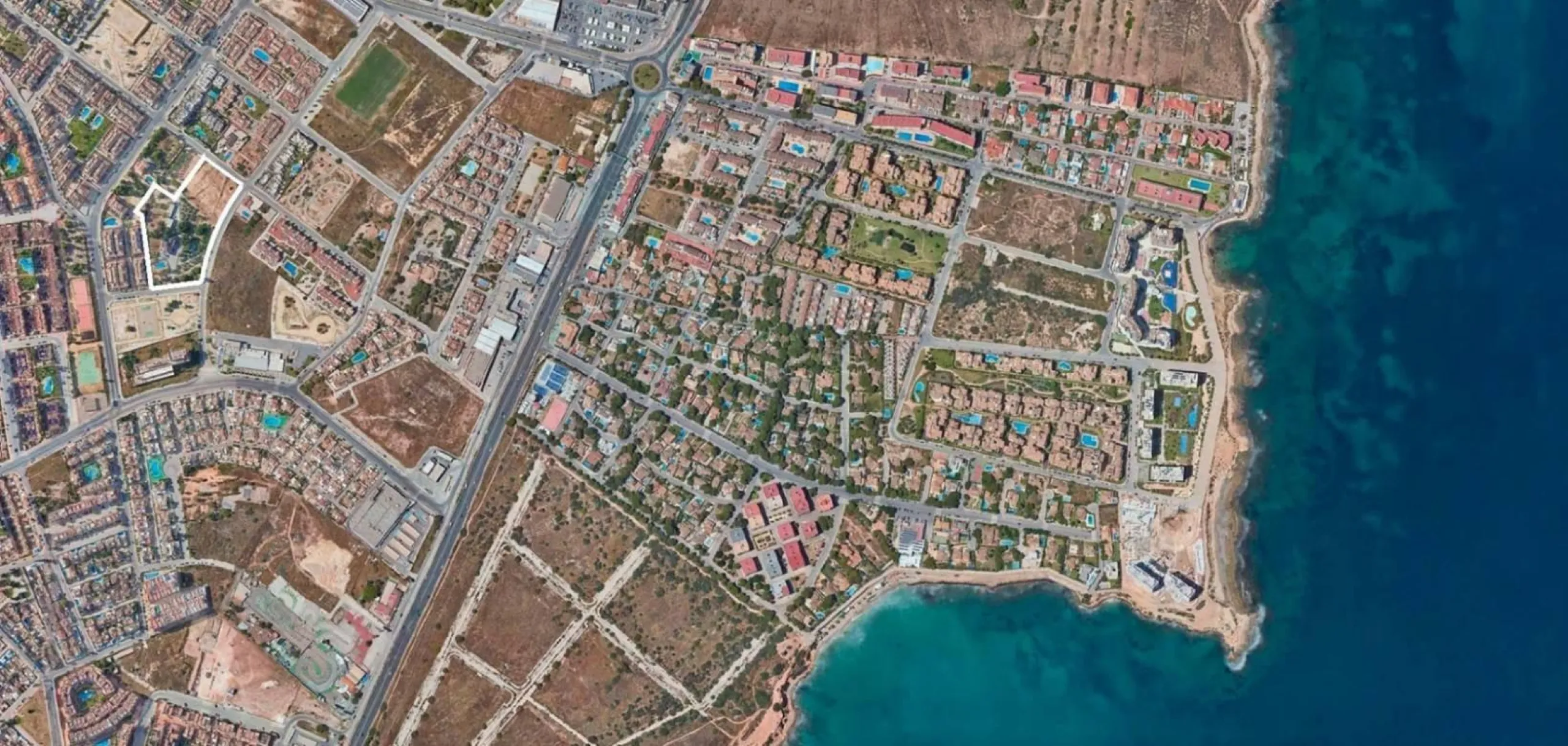 New residential complex located in Punta Prima (Orihuela Costa)