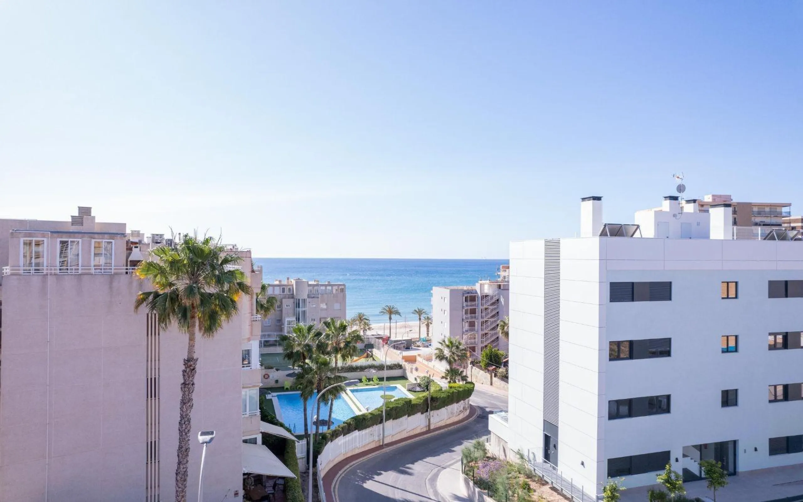 RESIDENCIAL DE OBRA NUEVA - EL CAMPELLO, ALICANTE