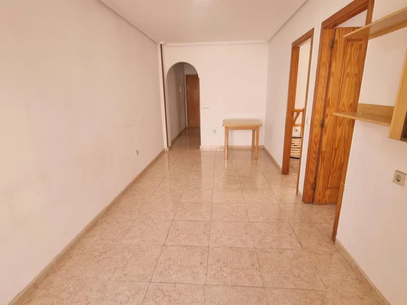 Amplio Apartamento en el Corazón de Torrevieja por €123,000