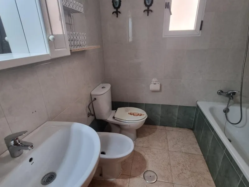 Amplio Apartamento en el Corazón de Torrevieja por €123,000