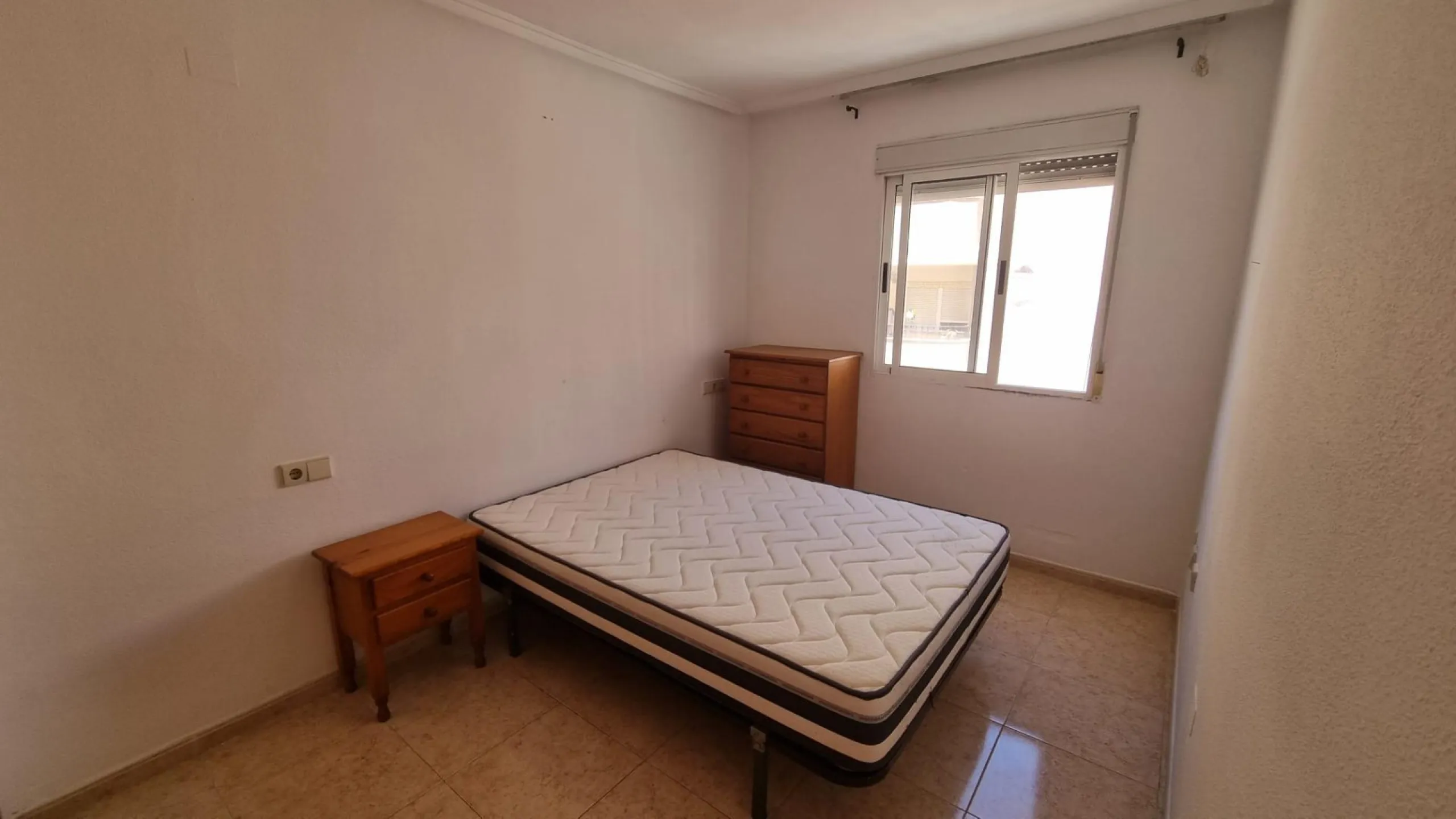 Amplio Apartamento en el Corazón de Torrevieja por €123,000
