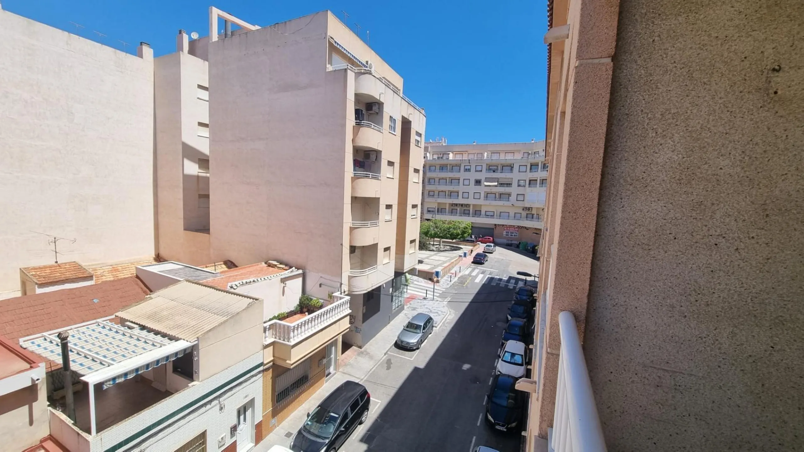 Amplio Apartamento en el Corazón de Torrevieja por €123,000