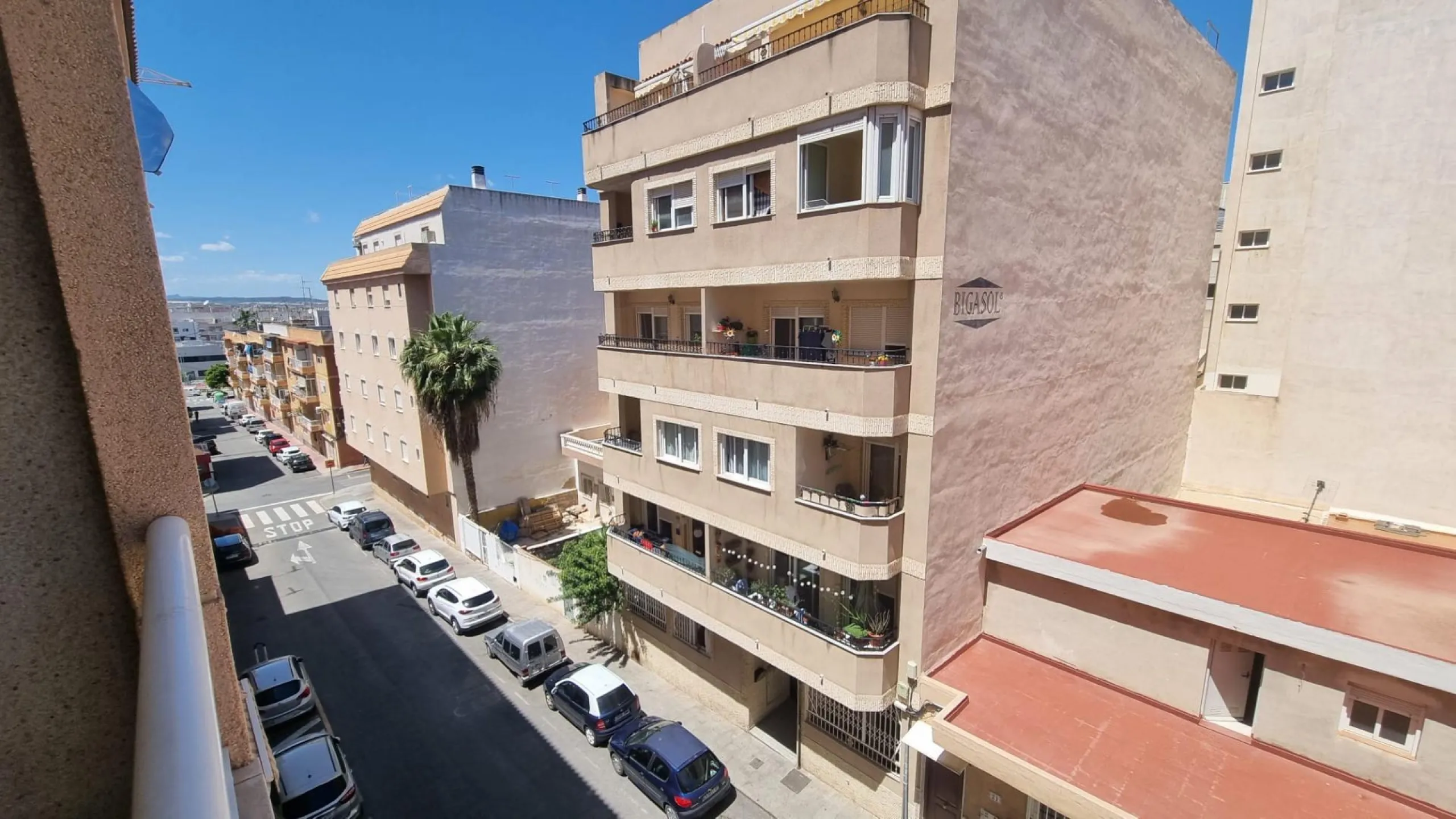 Amplio Apartamento en el Corazón de Torrevieja por €123,000