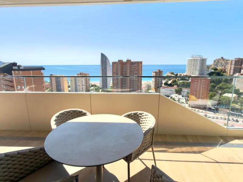 Exclusivo apartamento en Benidorm Beach listo para entrar a vivir