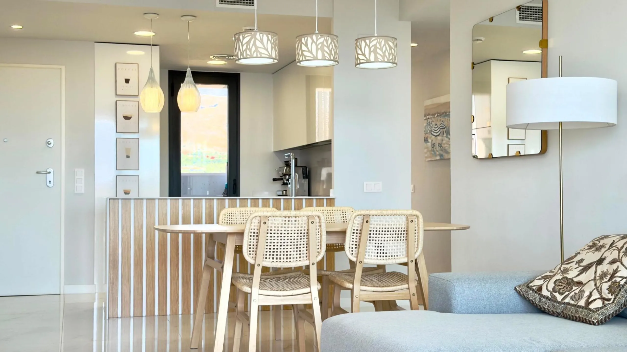 Exclusivo apartamento en Benidorm Beach listo para entrar a vivir