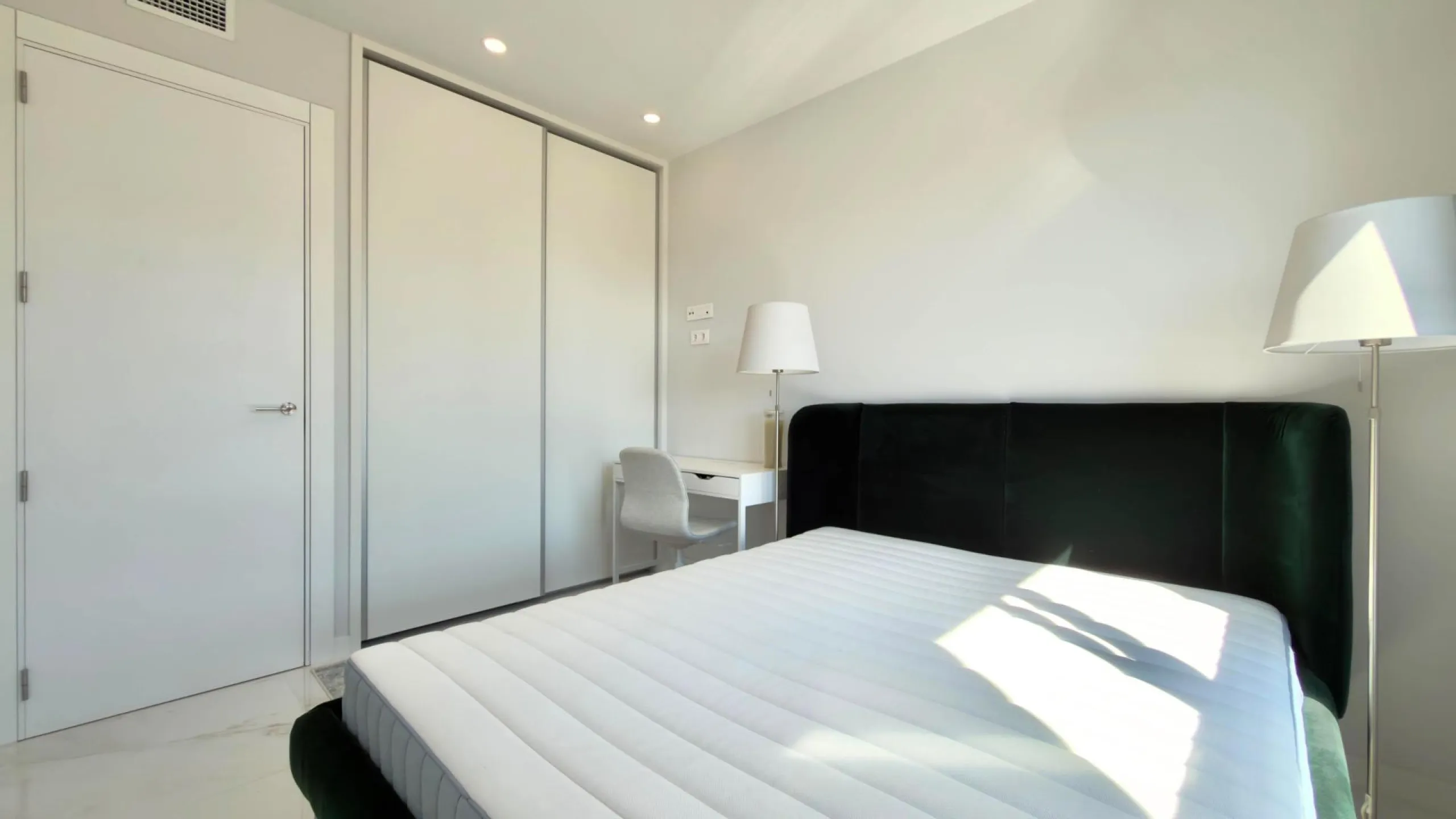 Exclusivo apartamento en Benidorm Beach listo para entrar a vivir