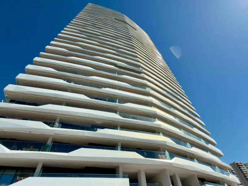Exclusivo apartamento en Benidorm Beach listo para entrar a vivir