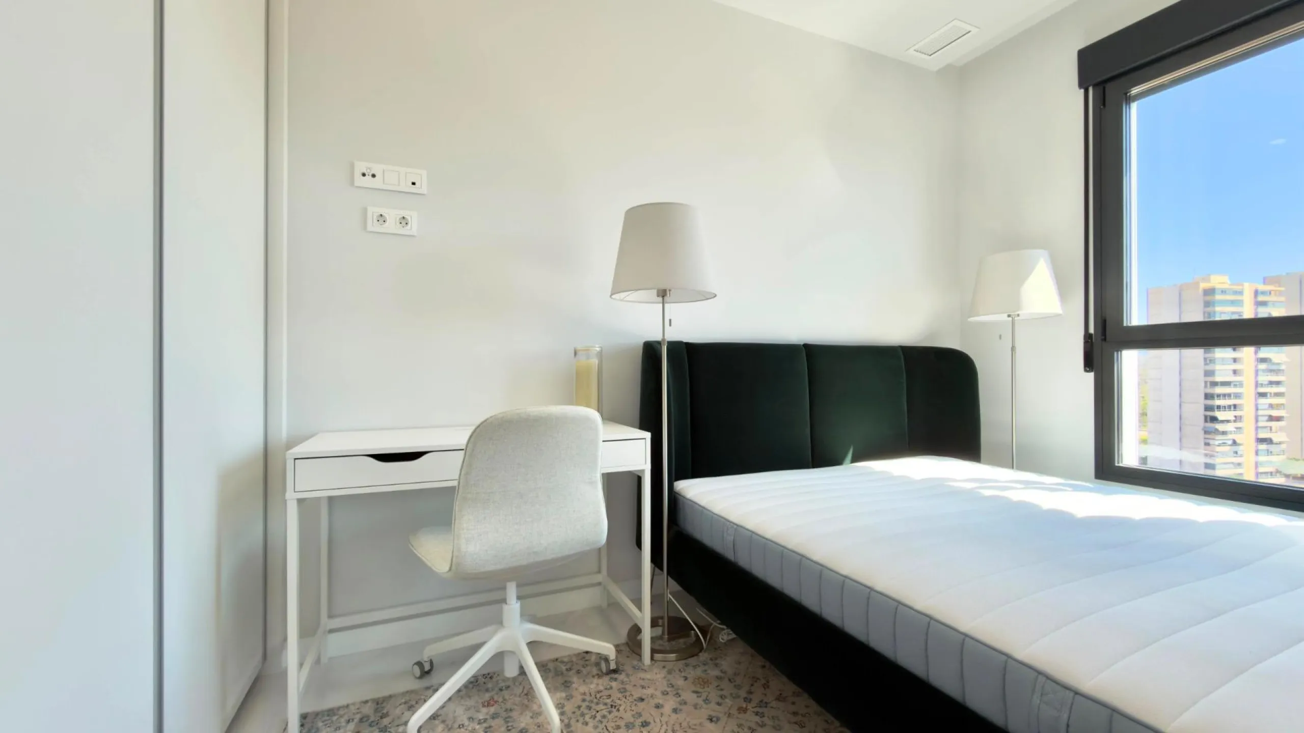 Exclusivo apartamento en Benidorm Beach listo para entrar a vivir