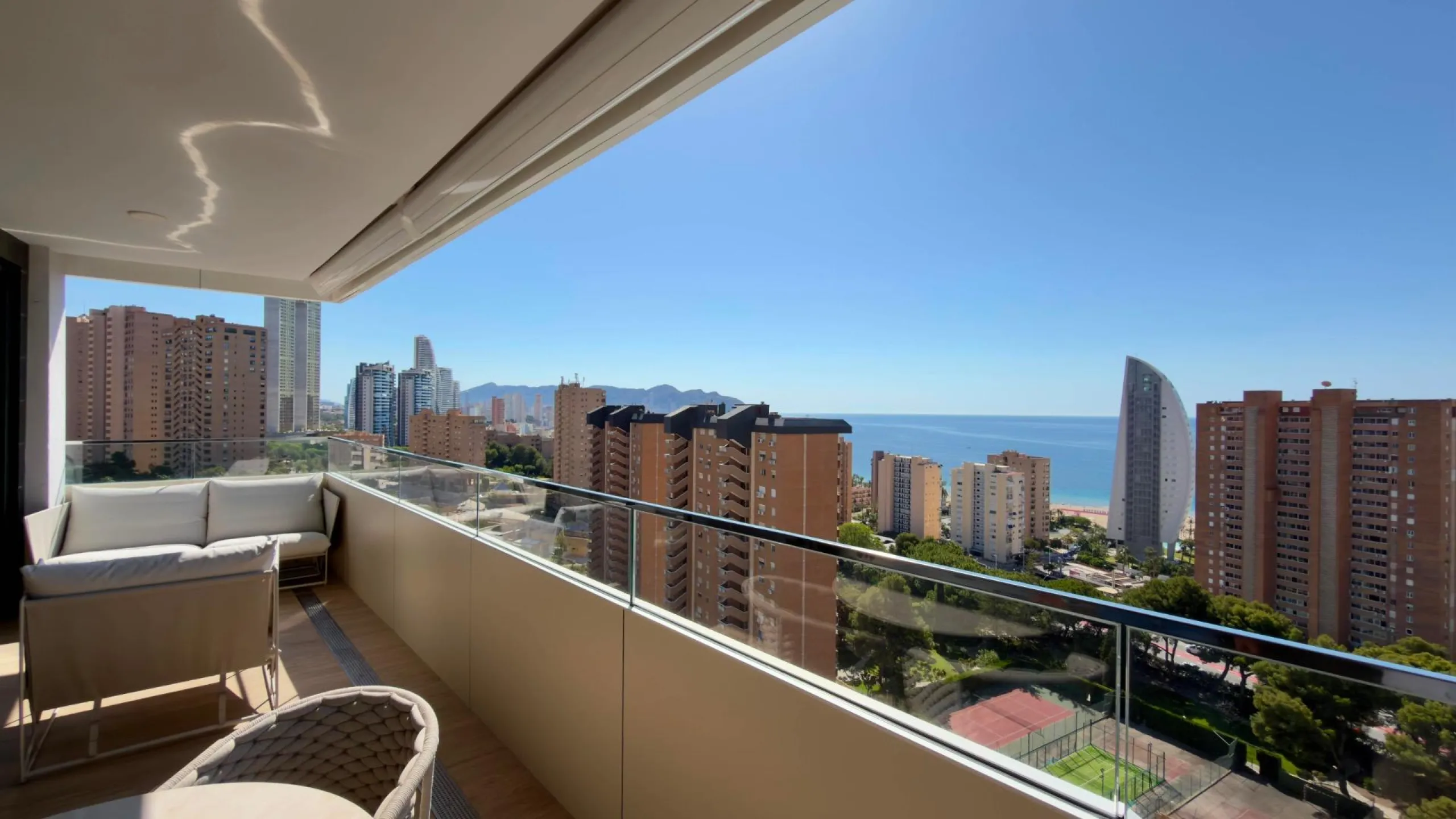 Exclusivo apartamento en Benidorm Beach listo para entrar a vivir