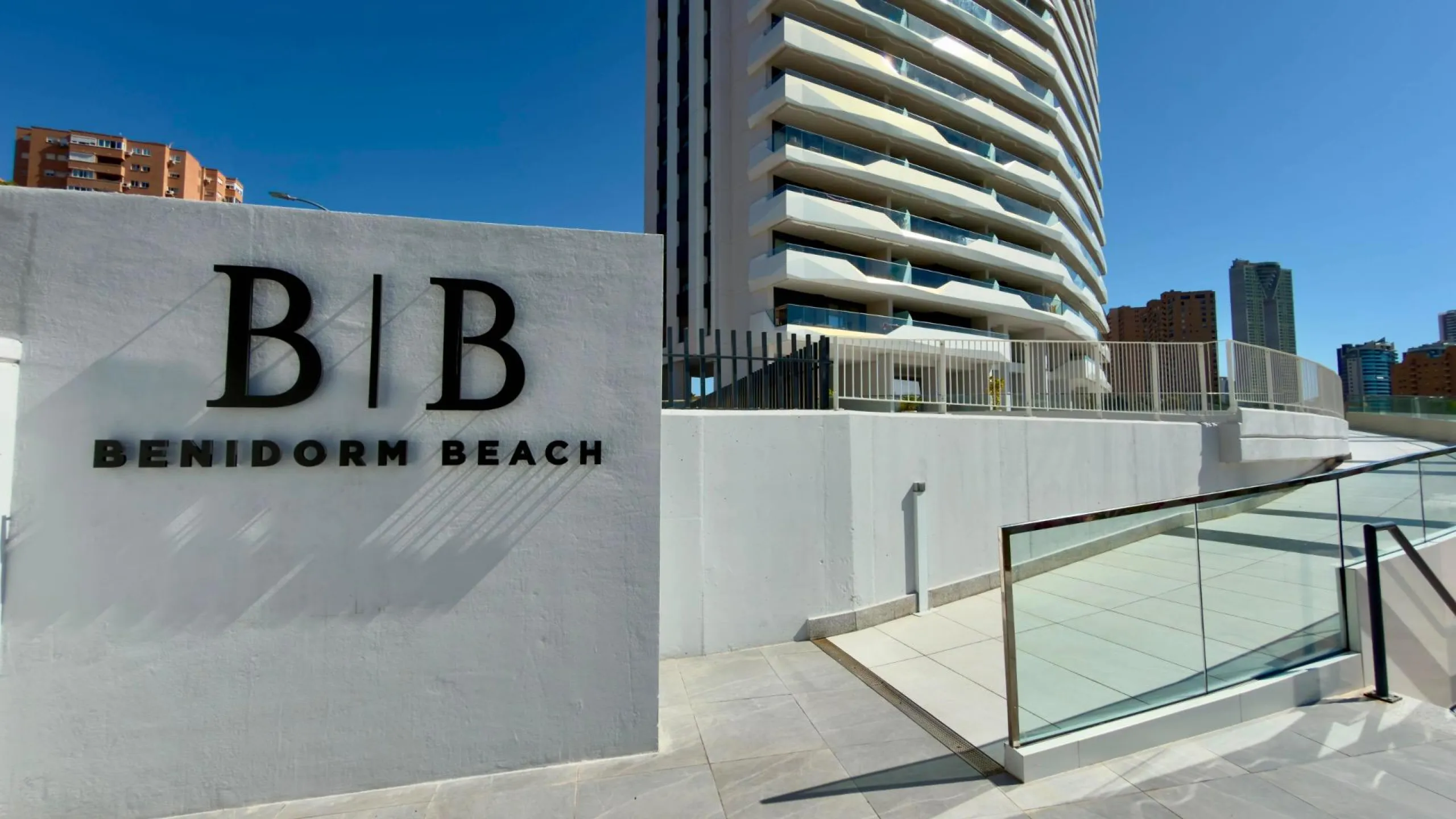 Exclusivo apartamento en Benidorm Beach listo para entrar a vivir