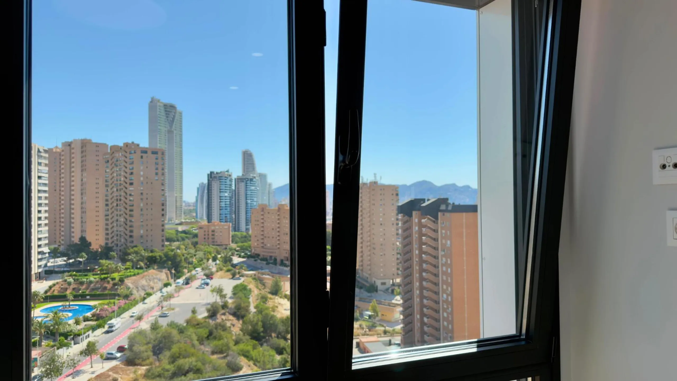 Exclusivo apartamento en Benidorm Beach listo para entrar a vivir