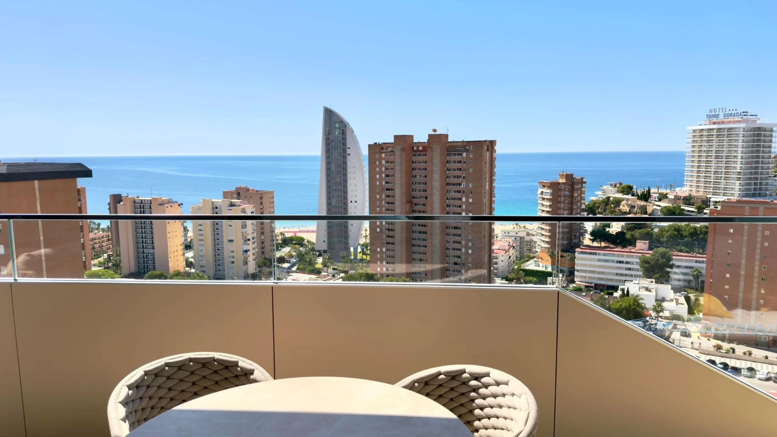 Exclusivo apartamento en Benidorm Beach listo para entrar a vivir